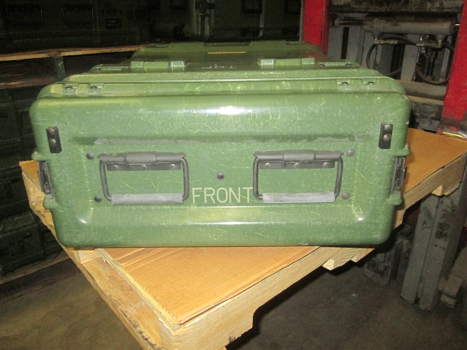 Rackmount 04U x24 Slide Out General Dynamics Composite Shock Mount Rack Case A2