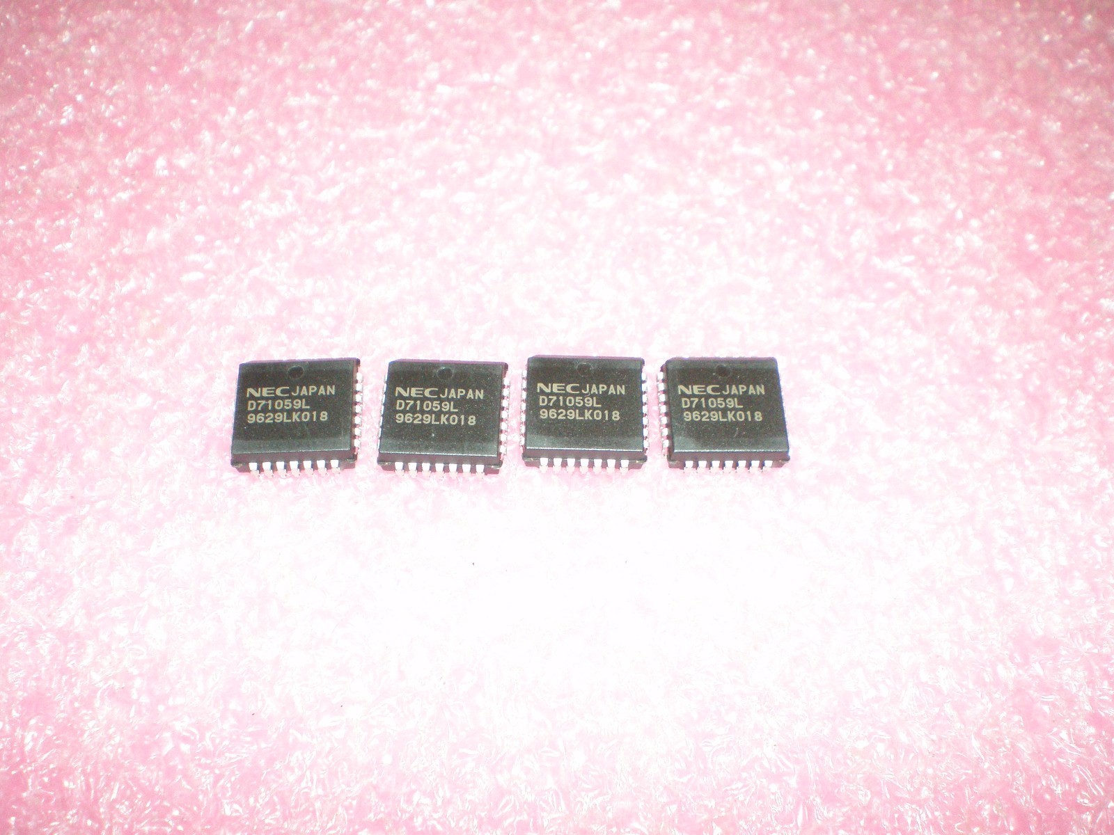 UPD71059L NOS NEC Lot of 4 Pieces Equivalent to N82C59 from Intel