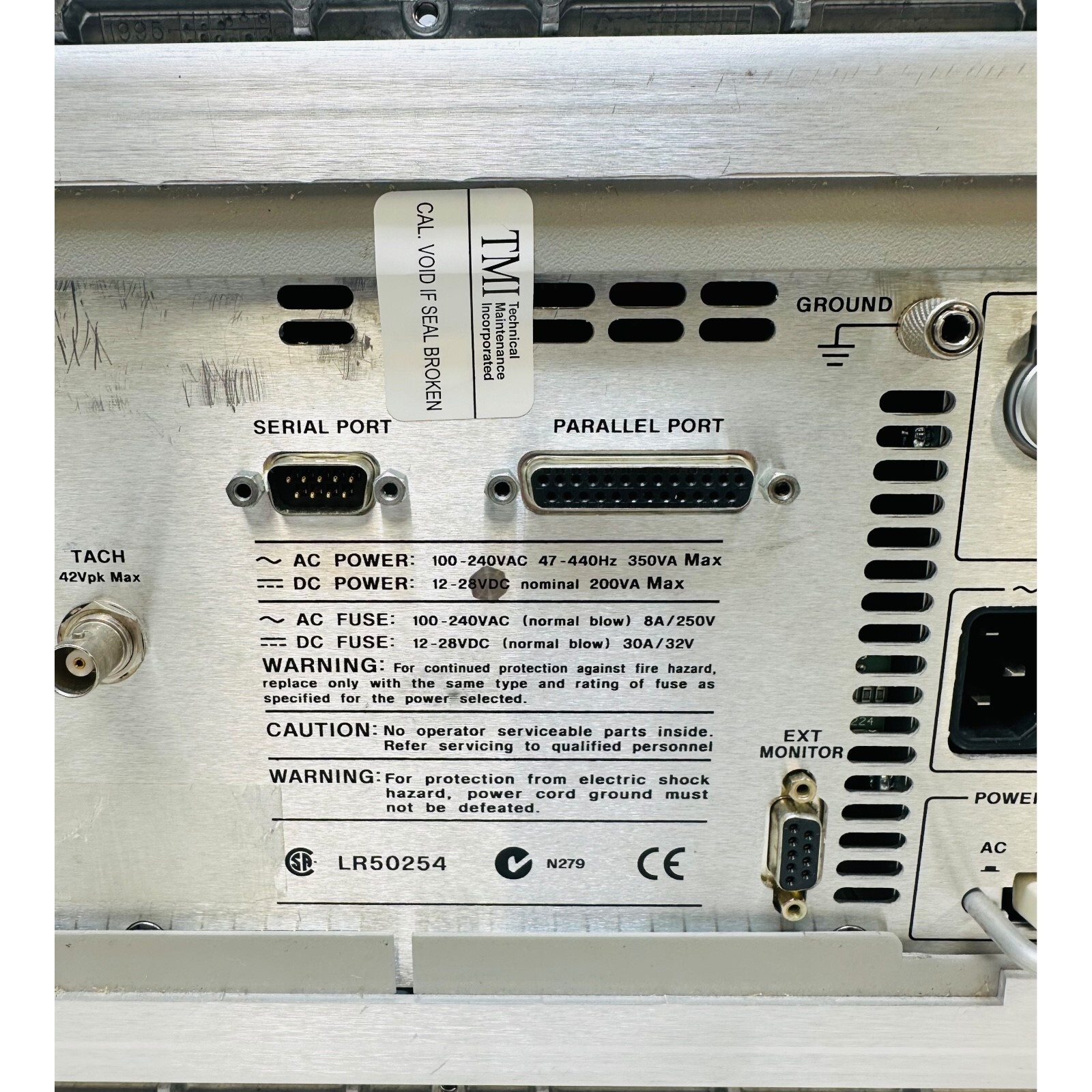 AGILENT 35670A DYNAMIC SIGNAL ANALYZER w/OPT 1D2 1D3 UFC ***CALIBRATED***