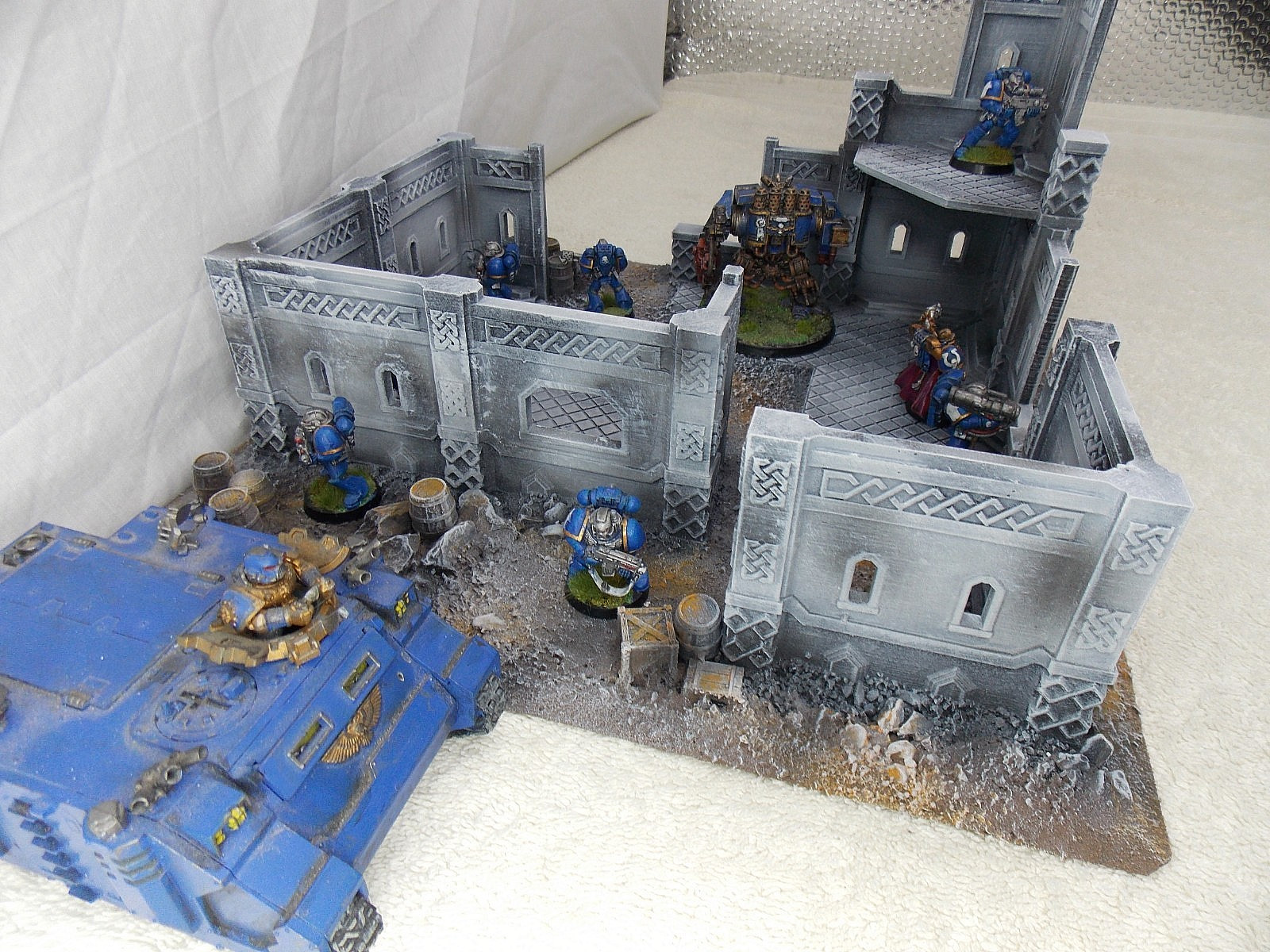 WARGAMING TERRAIN PAINTED BUILDING