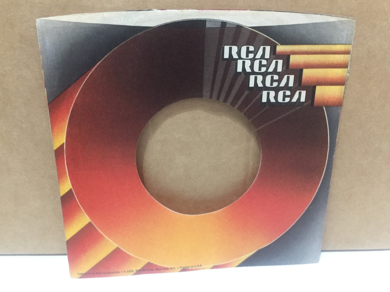 RCA 7" VINYL RECORD SLEEVE VERY GOOD CONDITION