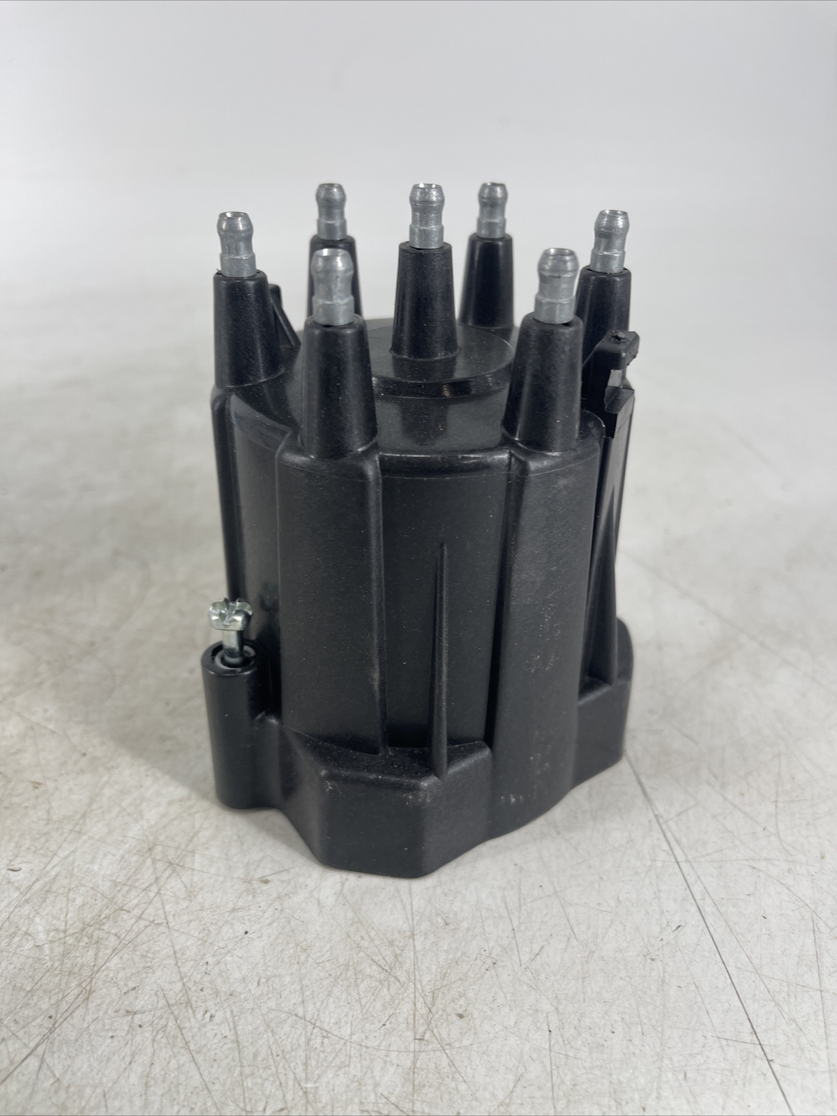 NEW OLD STOCK OEM Distributor Cap E-Tron Components D-341
