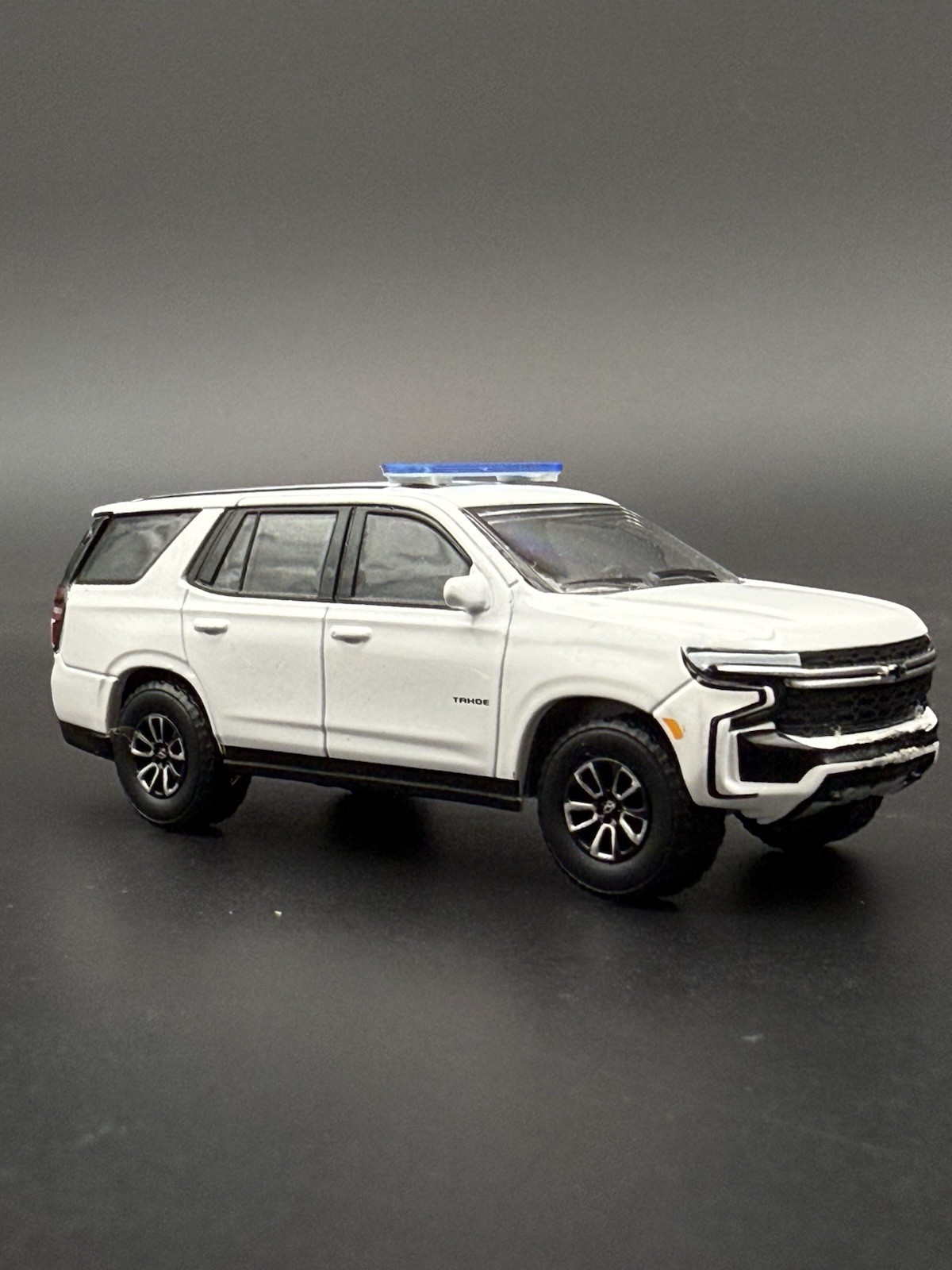 2-Pack 1/64 Scale Model Silver Top Blue LED Style Whelen Lightbar 6402BS