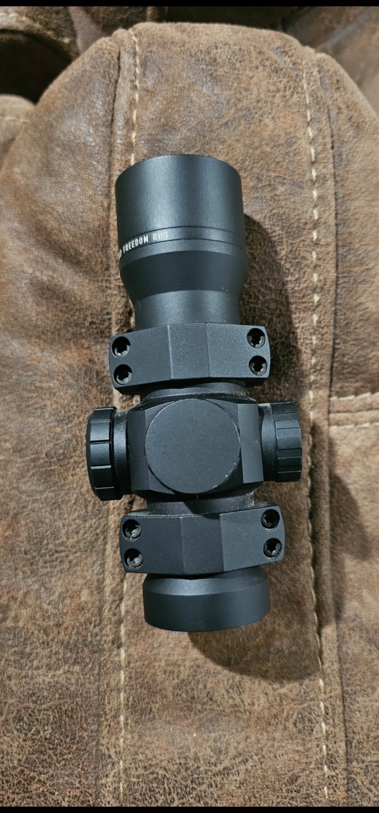 Leupold Freedom RDS 1x Red Dot - 1 MOA Dot - Black