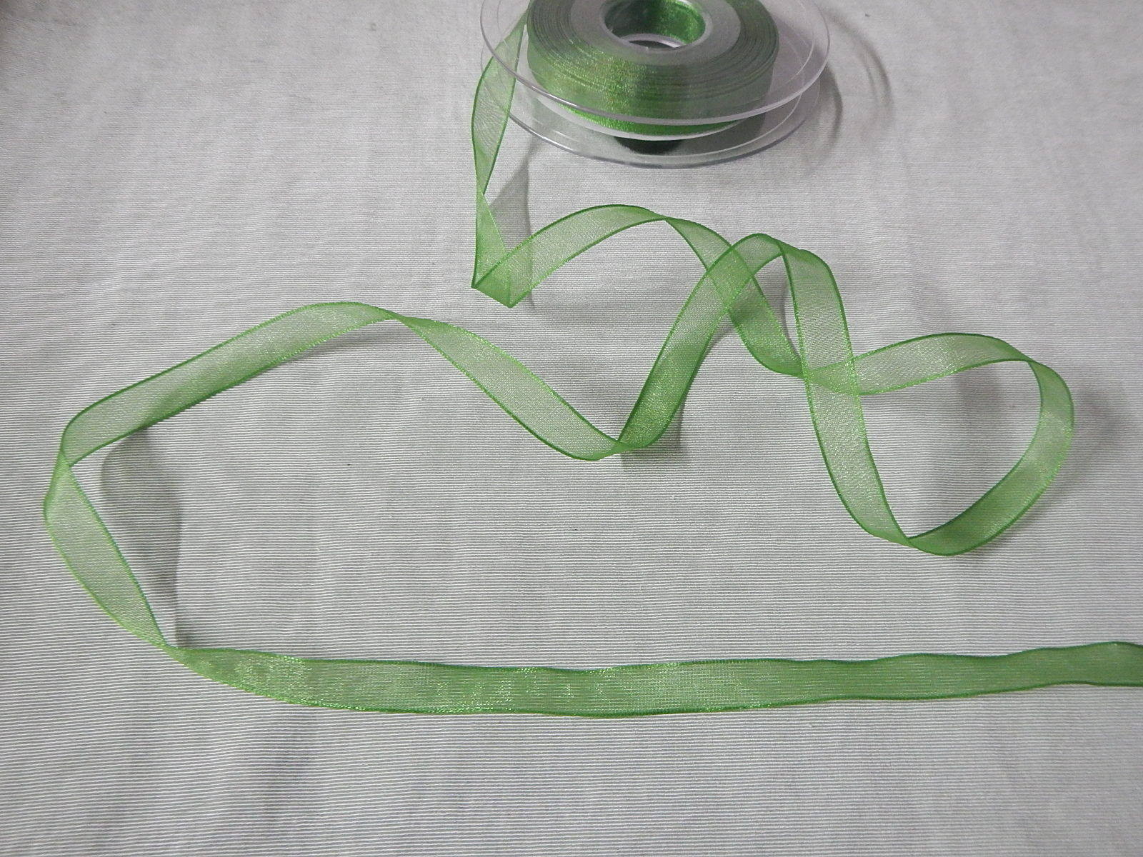 Organza Ribbon Emerald Green 10mm x 20mts