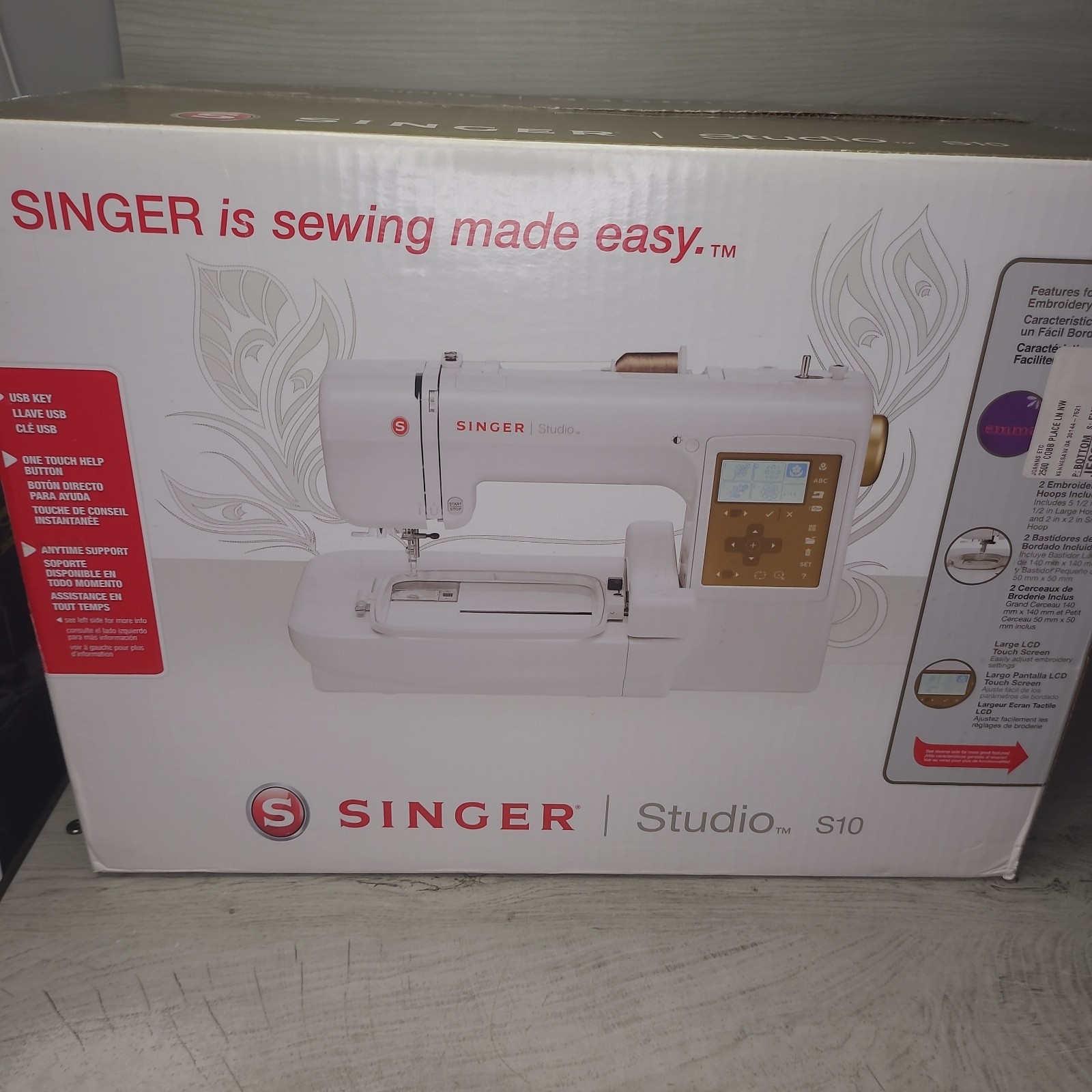 Singer Studio S10  Computerized Embroidery Machine Complete In Box With Extras!