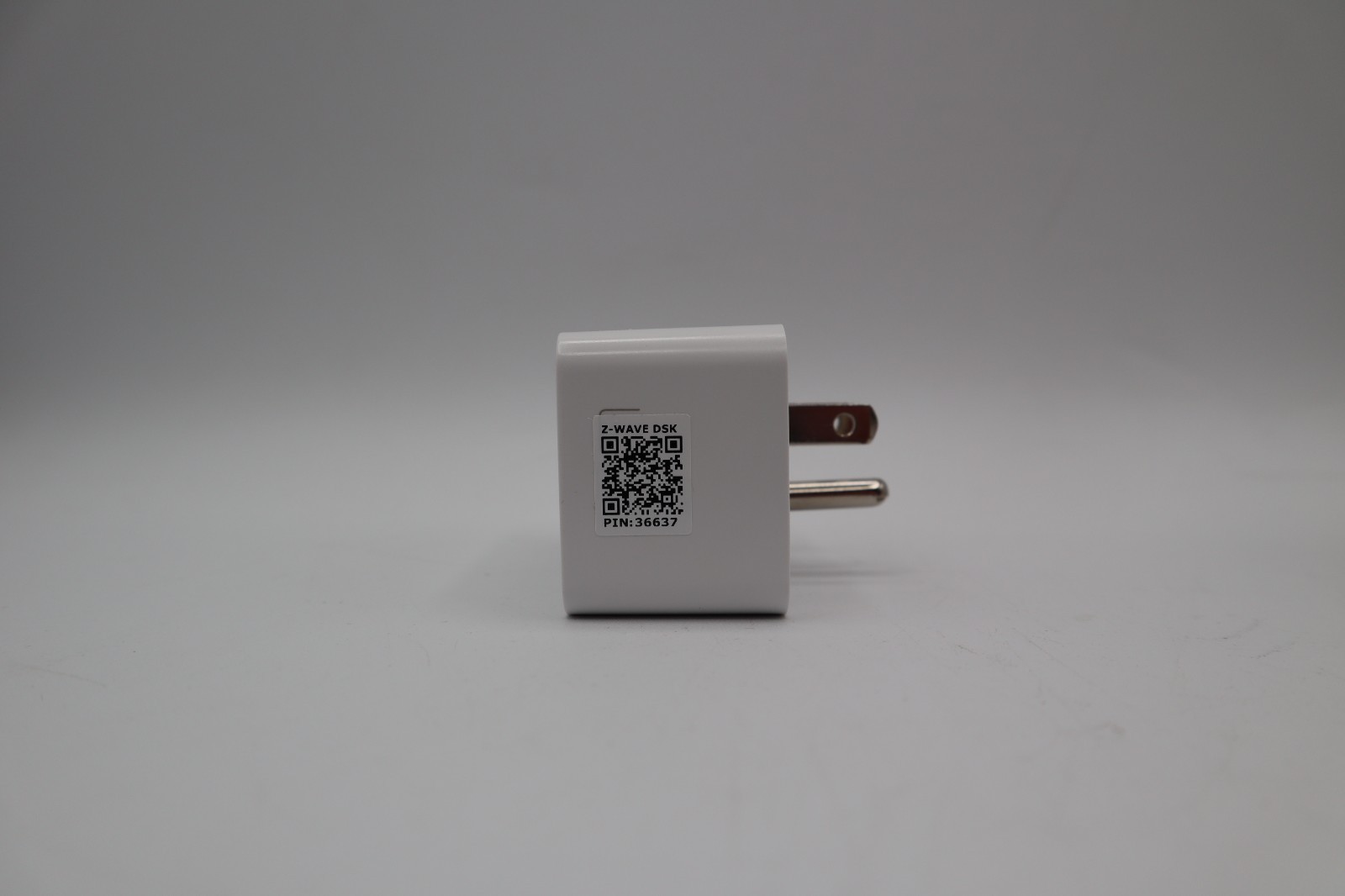 Versa LAMP-ZW2 Z-Wave Plus LR Lamp Dimmer Plug S2 Smart Lighting Control