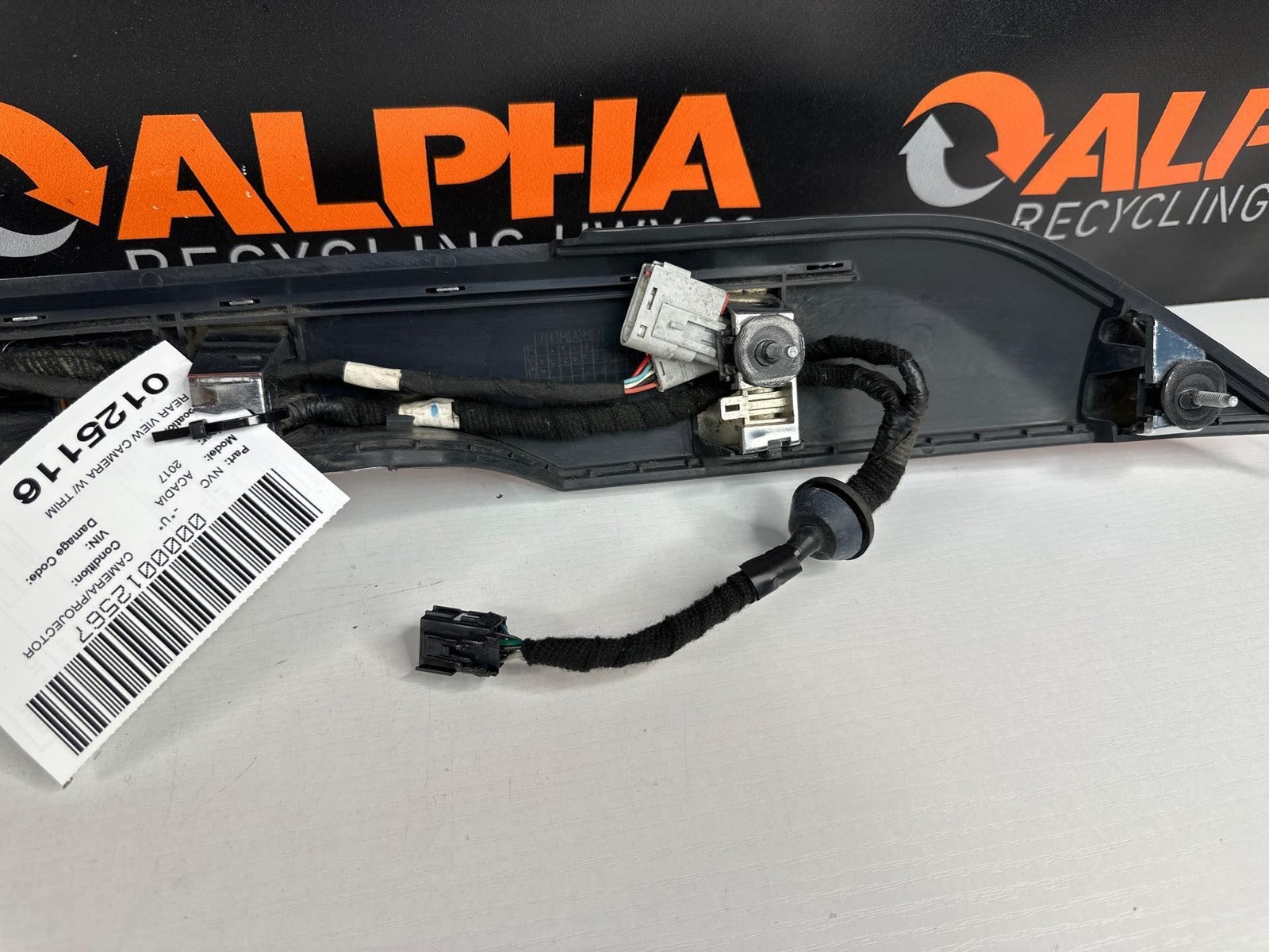 Camera/projector GMC ACADIA 17