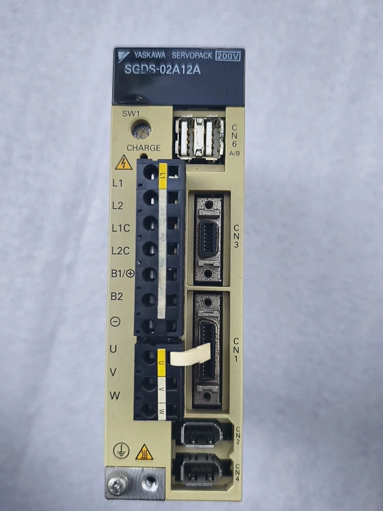 Used 1PCS Yaskawa SGDS-02A12A Servo Drive Free shipping！