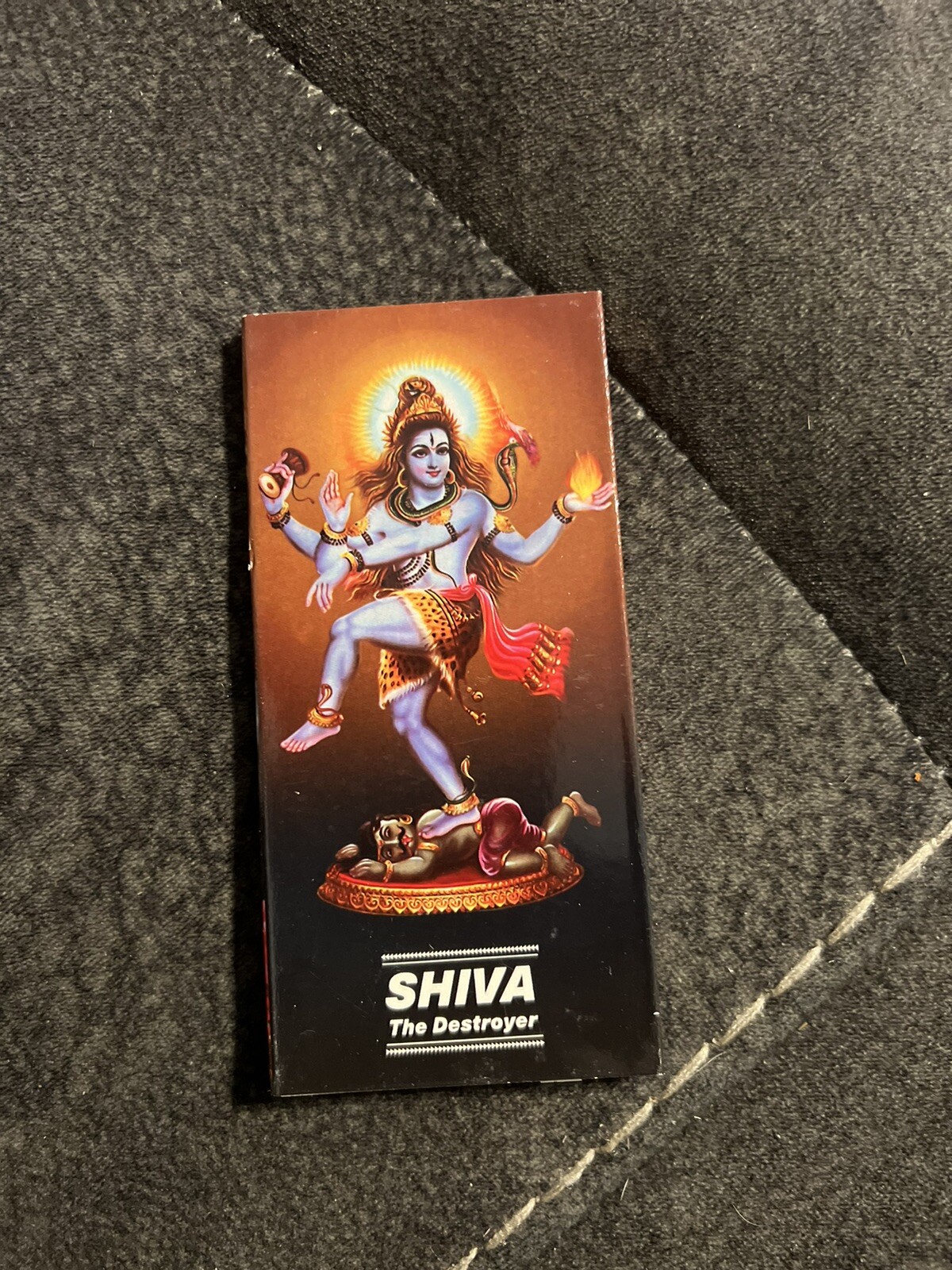 Hindu Collection “rolling papers” W/ Tips