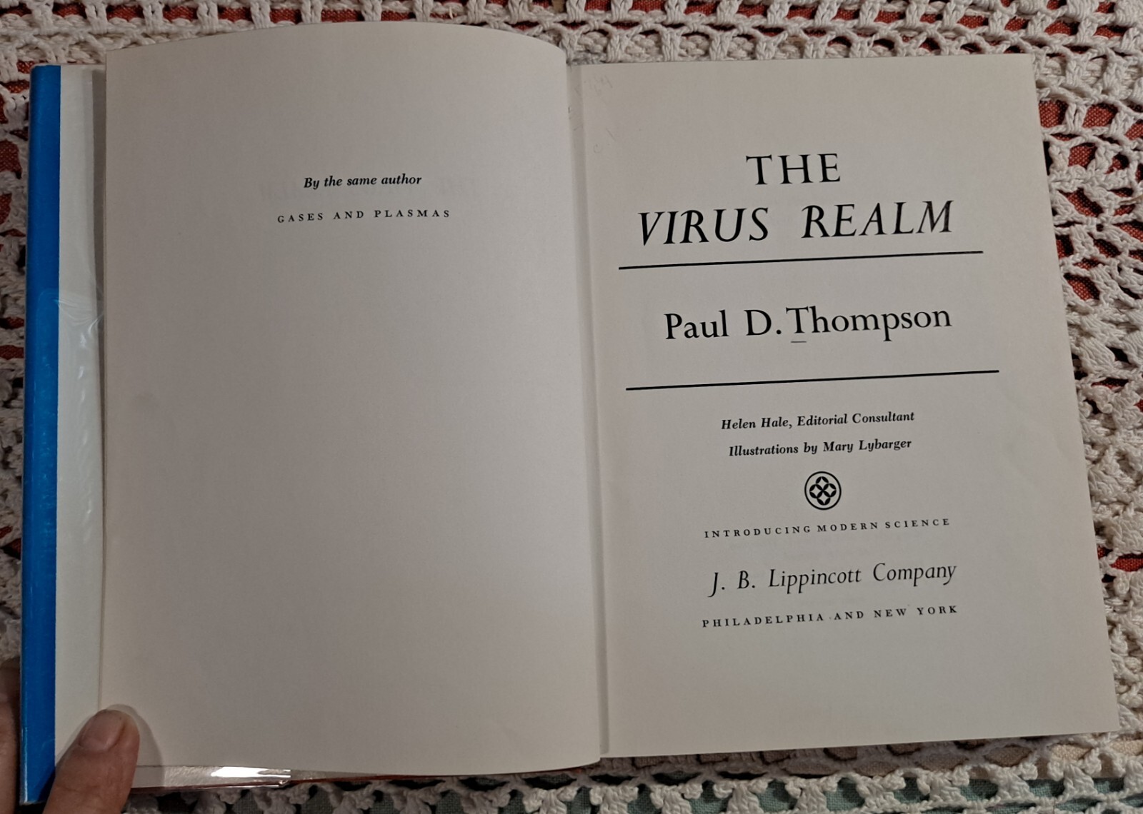 Introducing Modern Science Ser: The Virus Realm by P. Thompson,1968(1st Edition)