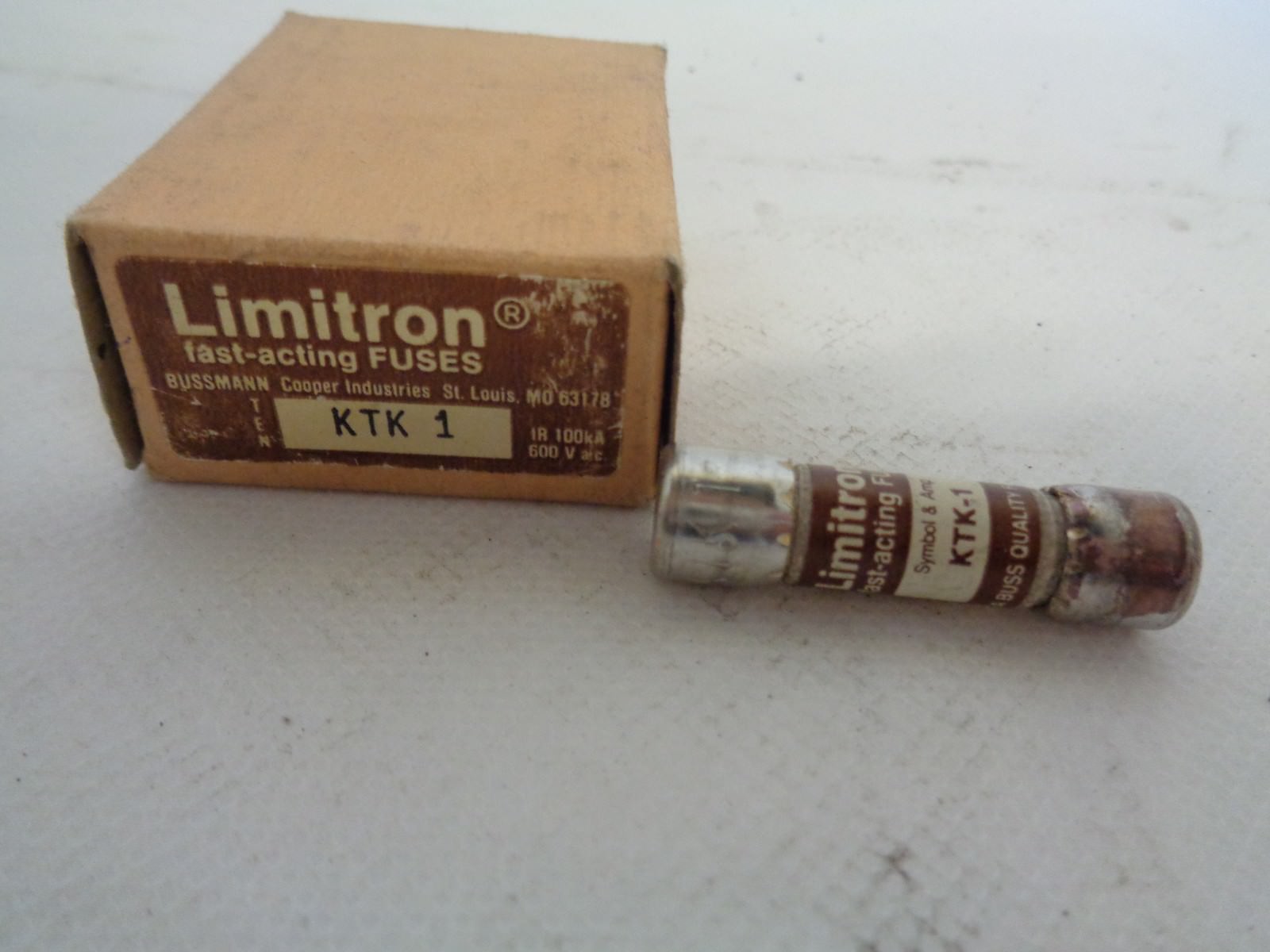 NEW BOX OF 10 BUSSMANN LIMITRON KTK-1 1 AMP