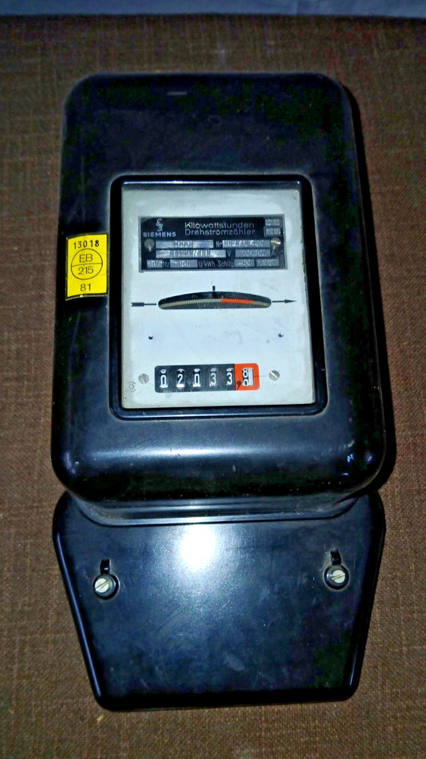 Old Siemens three phase current meter 3 x 230/400 volts, 10 (40) A