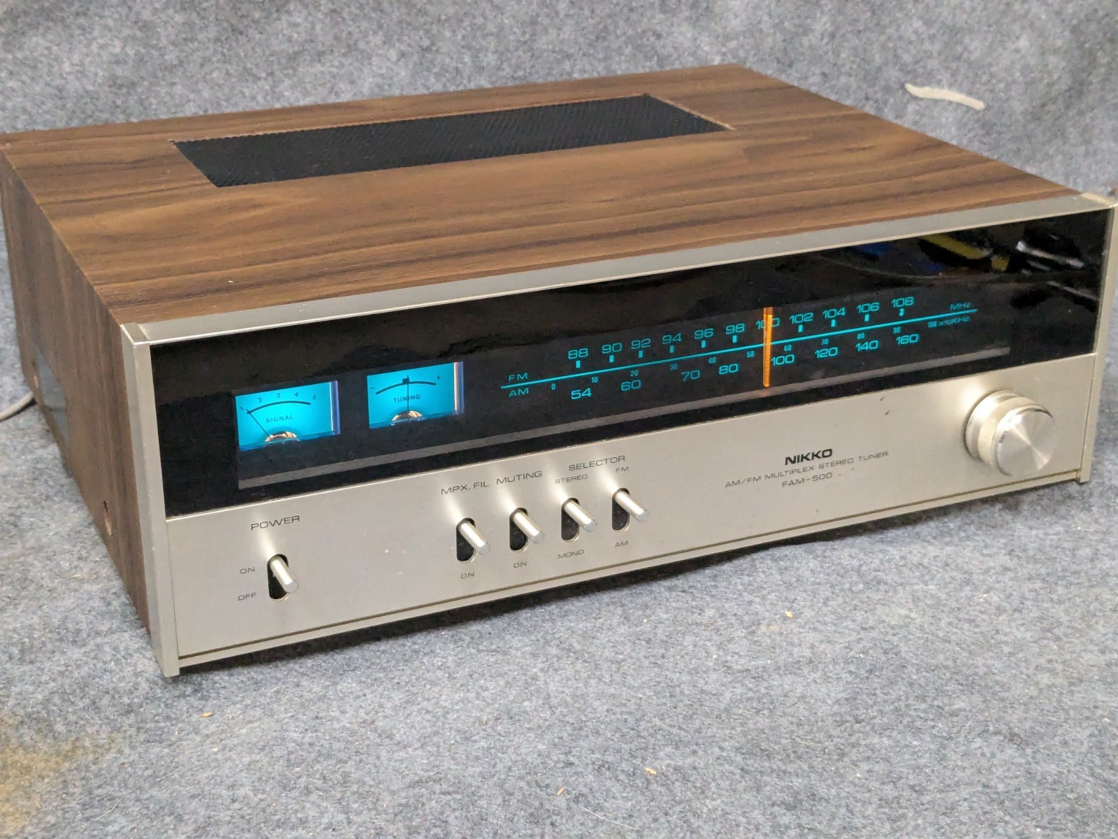 Vintage NIKKO Tuner FAM-500 Stereo Radio AM FM Radio Audio HiFi | Nice Condition
