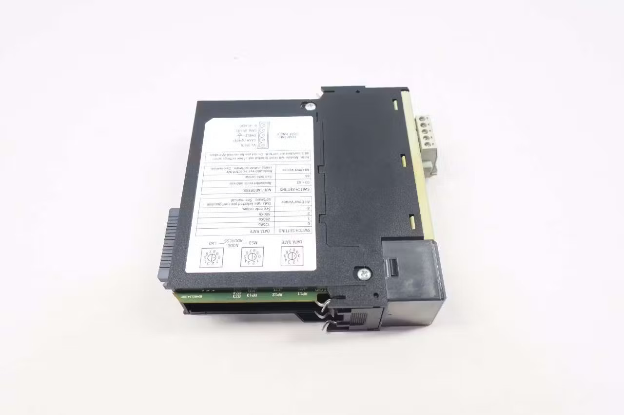 Allen Bradley 1756-DNB Controllogix Devicenet Communication Module Ser C