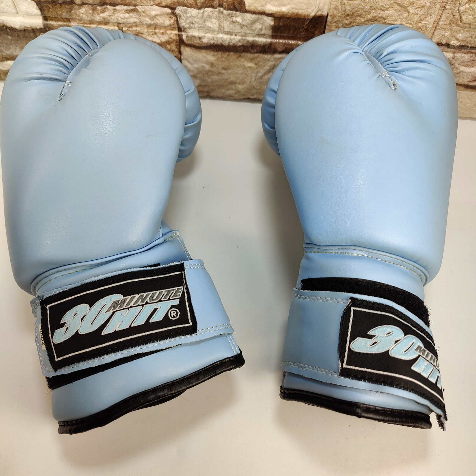 30 Minute Hit Light Blue Boxing Gloves 10 0Z