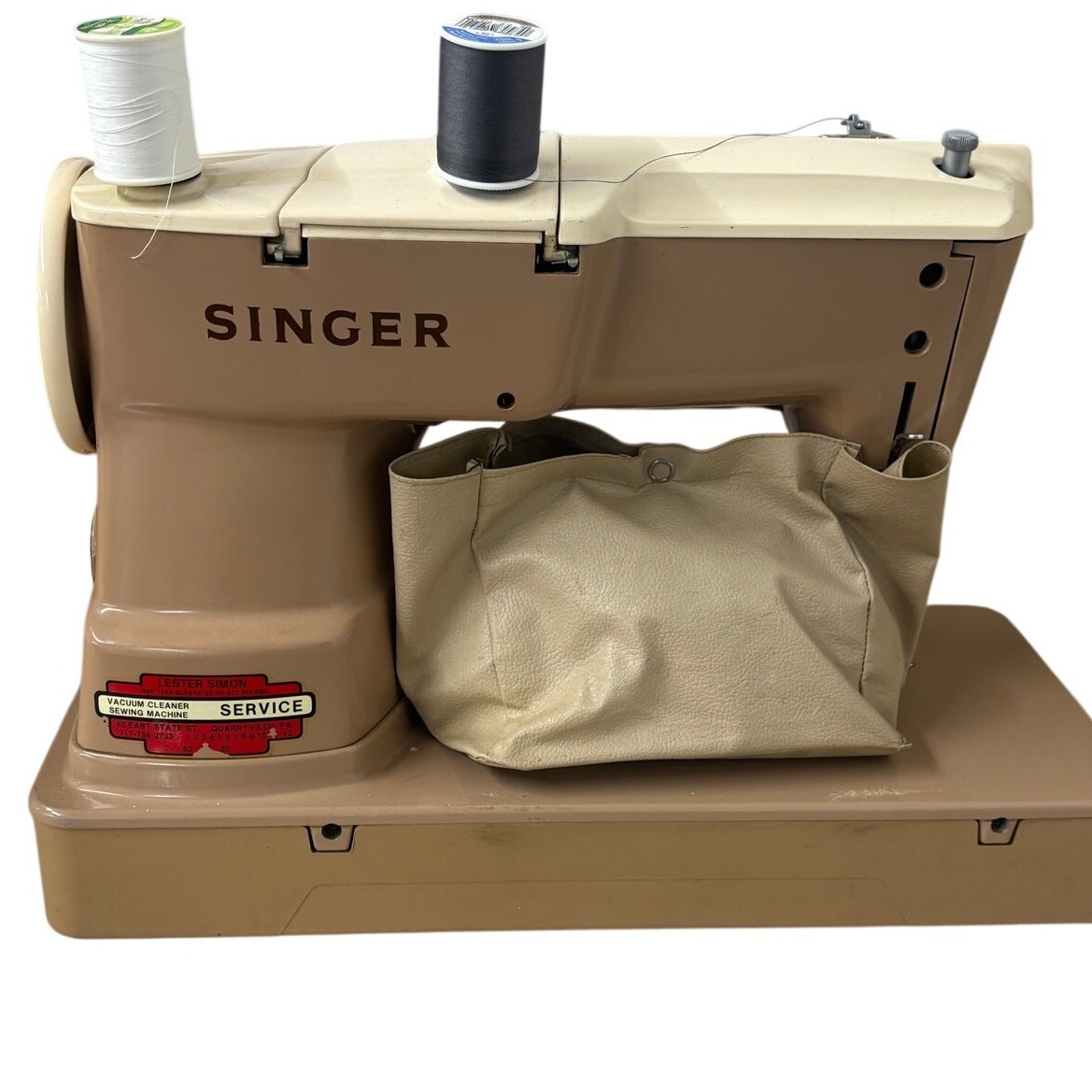 Singer 403A Vintage Sewing Machine w Case