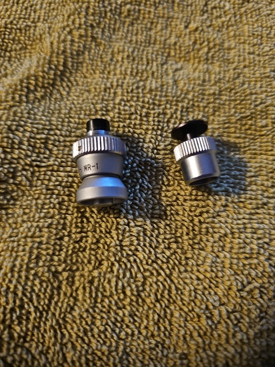 2  X RARE Nikon MR-1 Shutter Release MD-1 MD-2 MD-11 MD-12 MD-15 Motor drive MR1