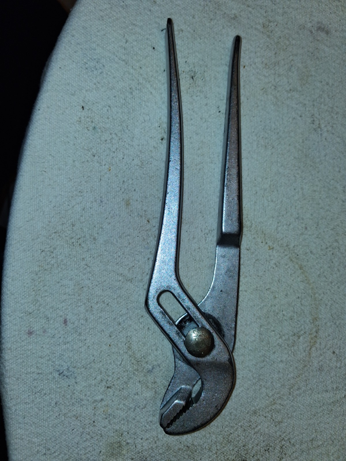 Snap-On Tools 9" Waterpump Adjustable Pliers. 91A. Pat. No. 2622464