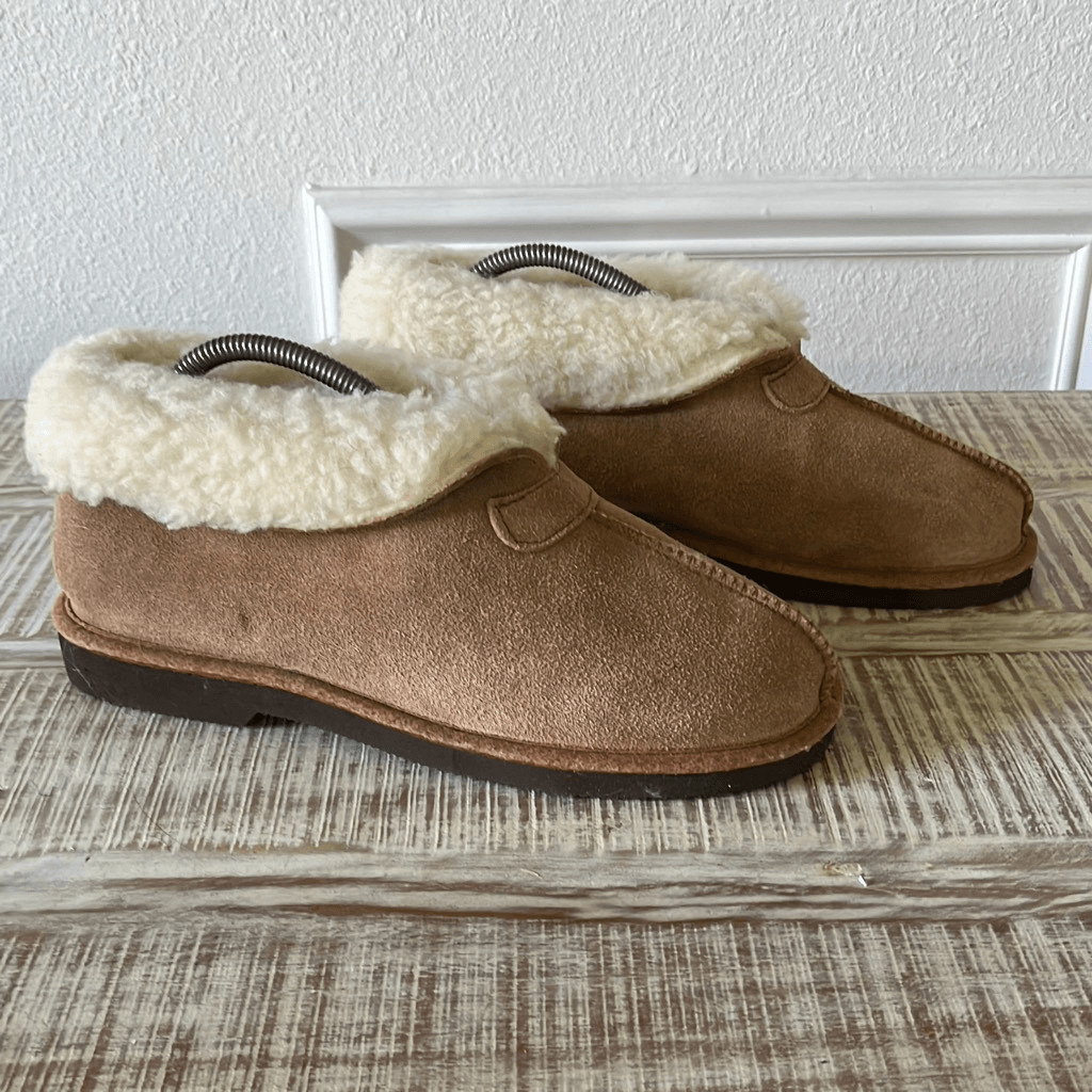 Men’s wool and leather moccasins