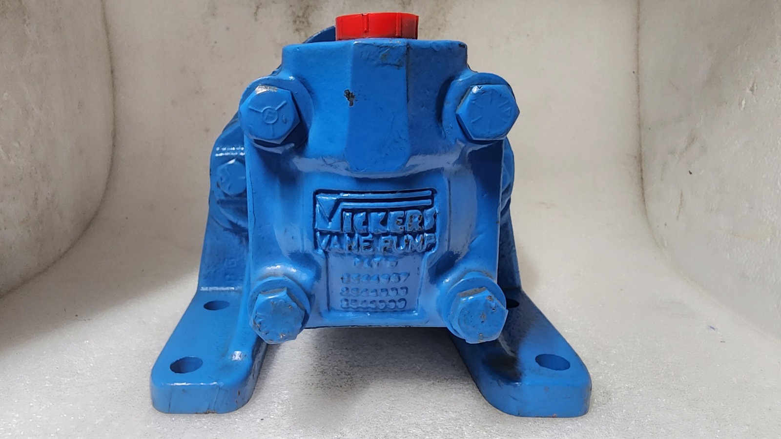 Vickers Vane Pump V114351C10 Quick Ship NOS