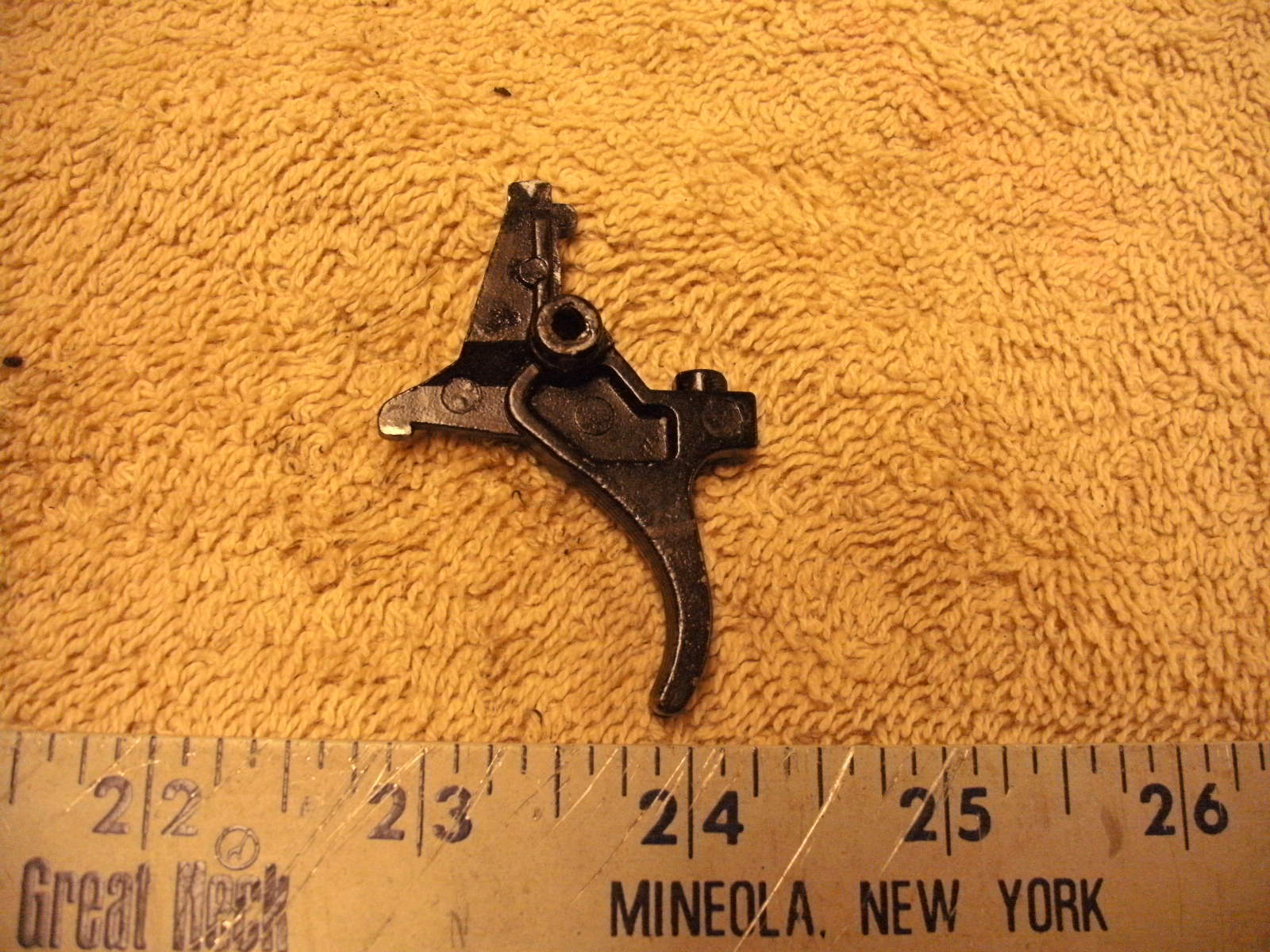 Daisy Powerline Model 35  177 Cal Pellet/ BB Rifle Trigger