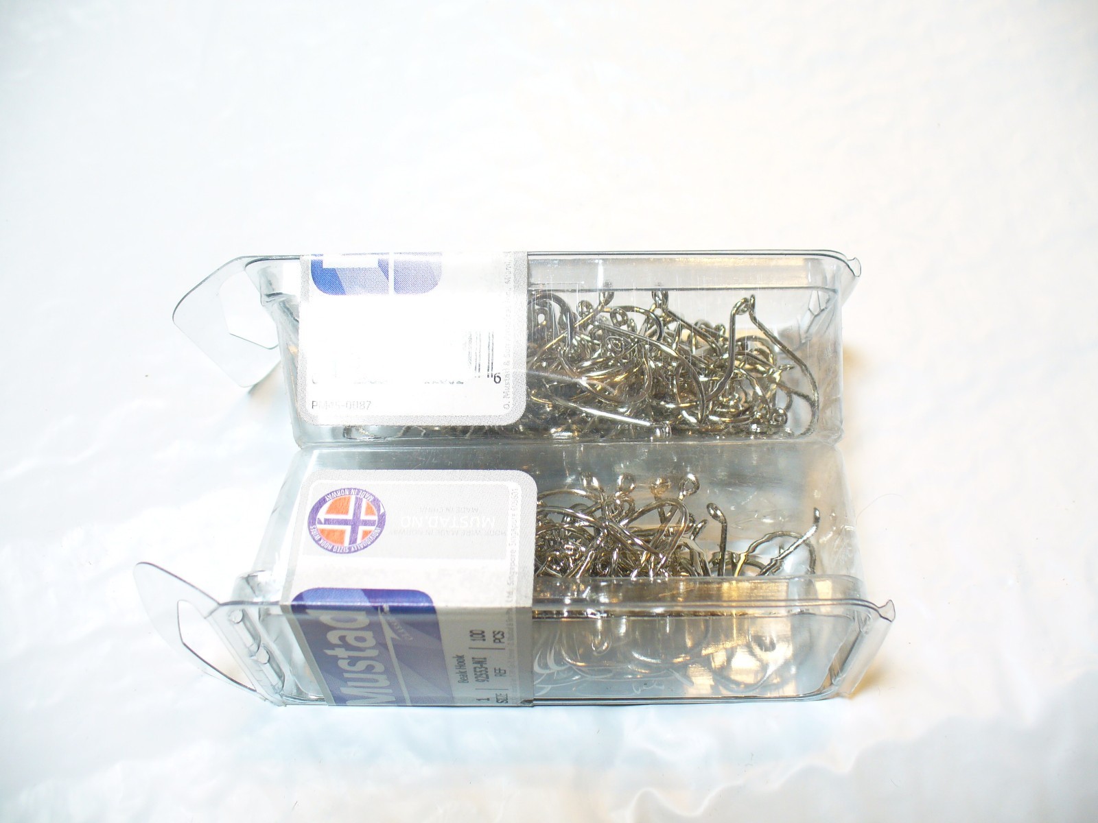 Mustad 92553-NI Size 1 Beak Hook 200 Count Package