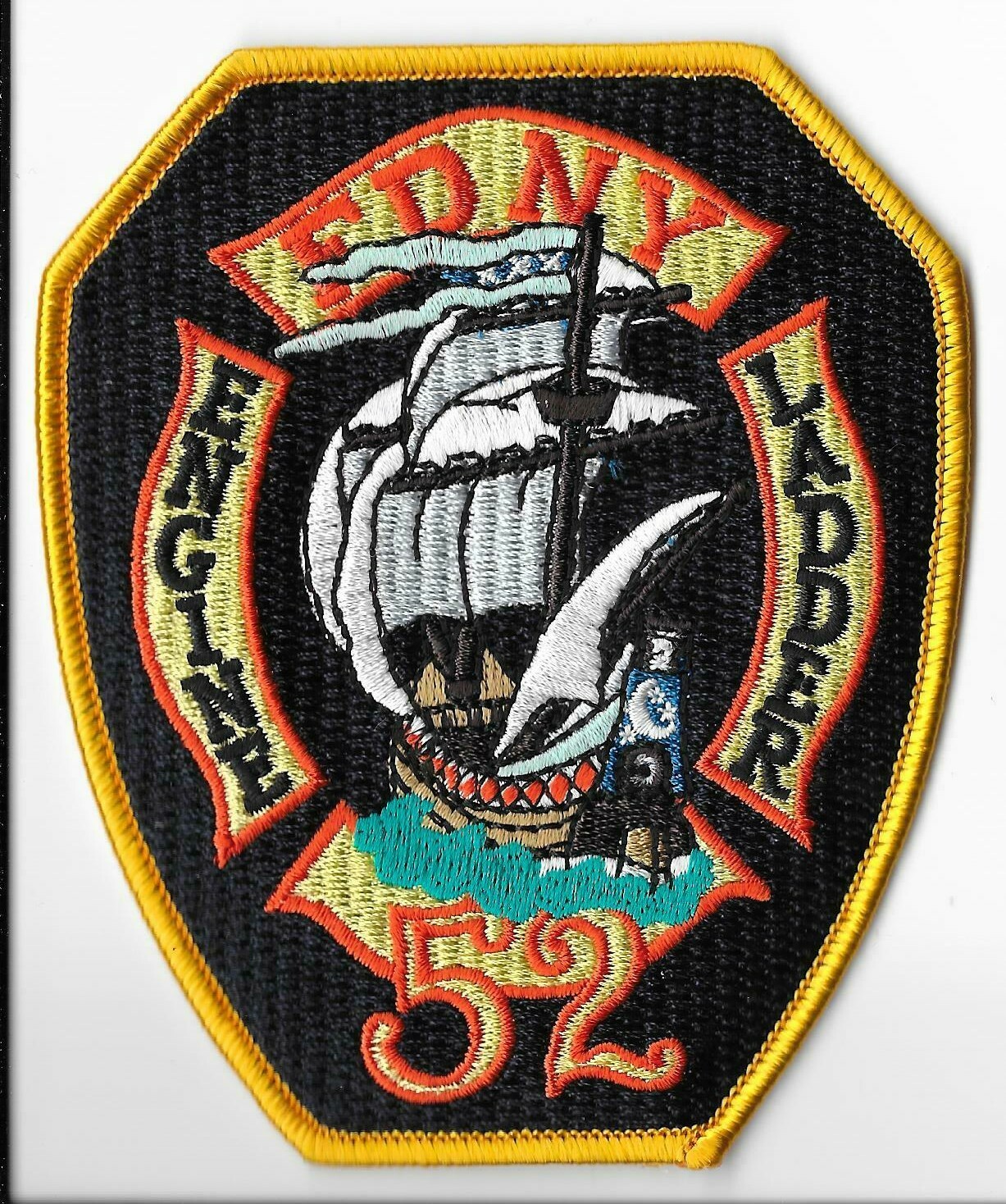 New York Fire Department (FDNY) Engine 52 Ladder 52 Patch V1