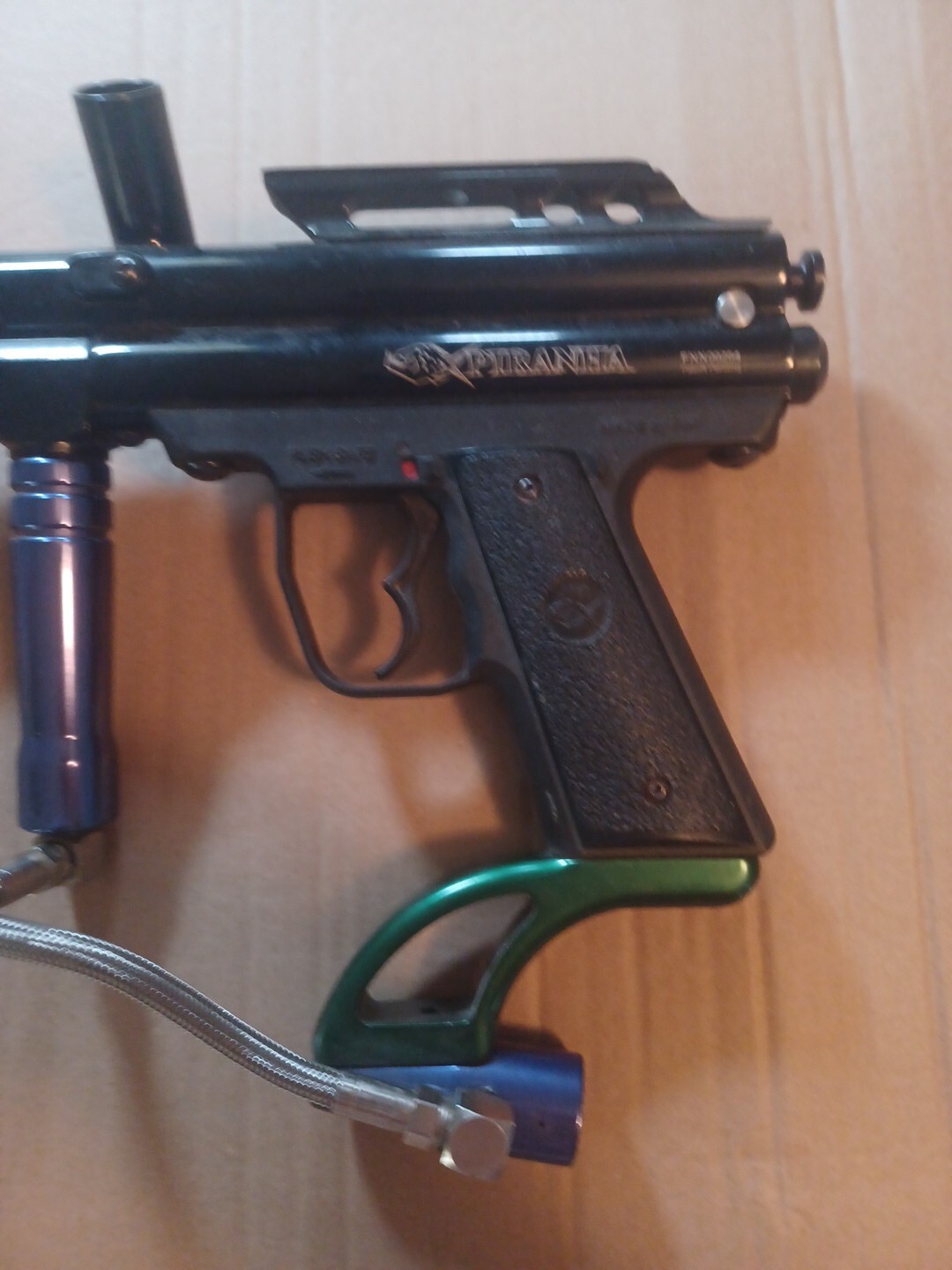 PIRANHS Paintball Gun FNN00264 Untested