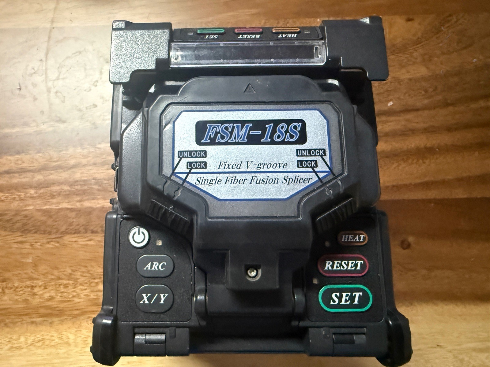 Fujikura 18S Fiber Optic Fusion Splicer - Bare Tool/ Arc count 2456