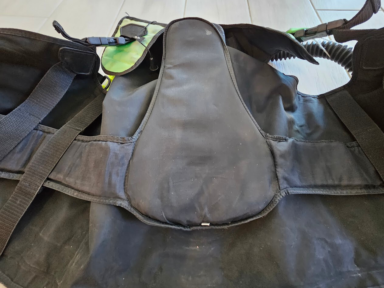 Seapro Inc Scuba Diving BCD Vest Large