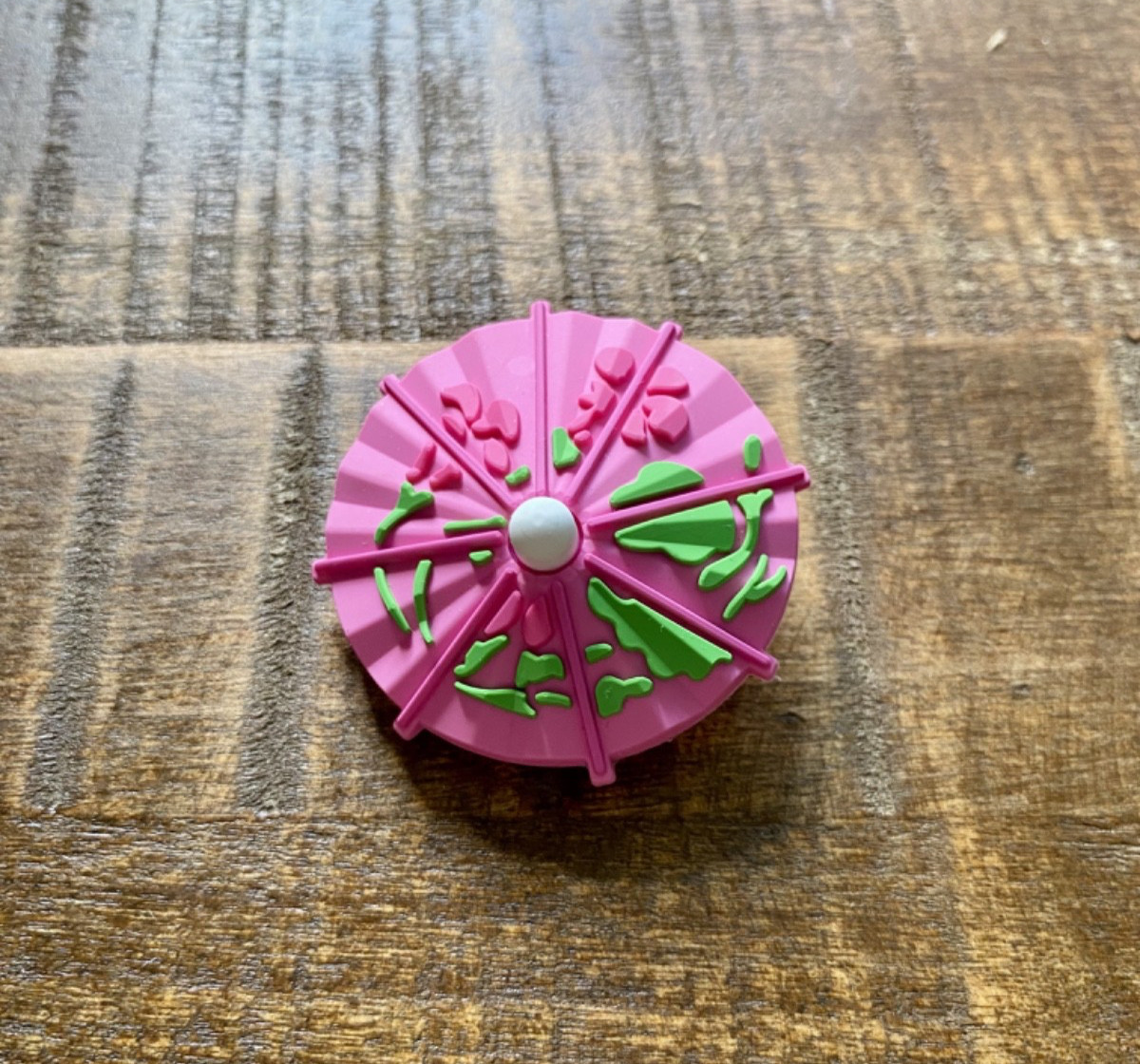 NEW CROCS Jibbitz Jimmy Buffett Margaritaville Pink Drink Umbrella Shoe Charm FS