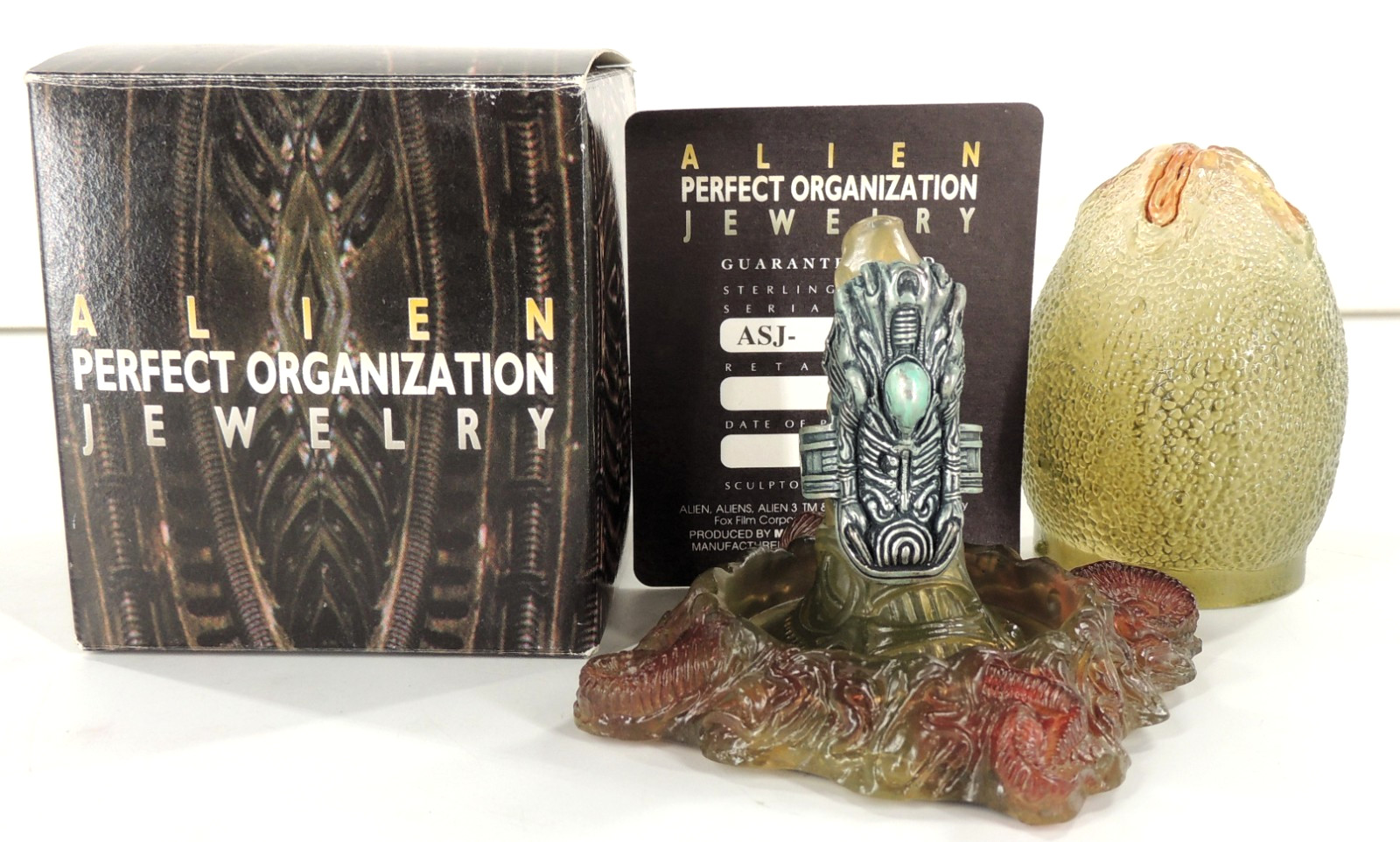 Space Jockey Alien Jewelry Perfect Organization Medicom Japan Silver Ring (1997)
