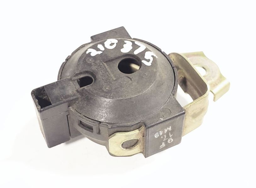 Lock Buzzer PN: 89747-60010 OEM 99 00 01 02 03 04 05 06 07 Lexus LX470