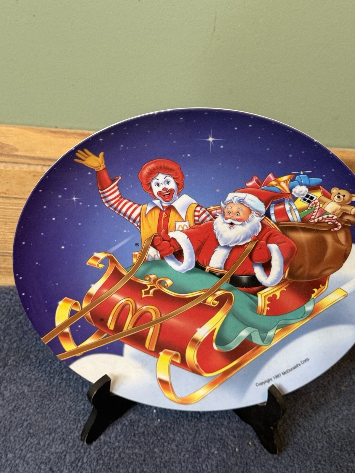 Vintage 1997 McDonald's Christmas Collectors Plate