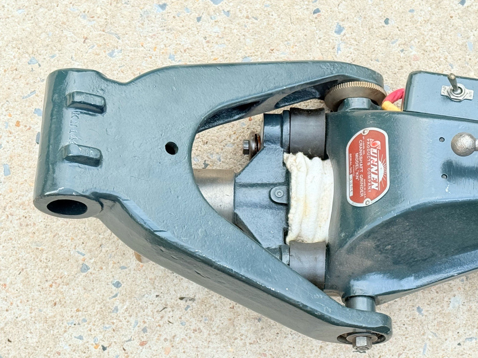 Sunnen Crankshaft Grinder Model KN