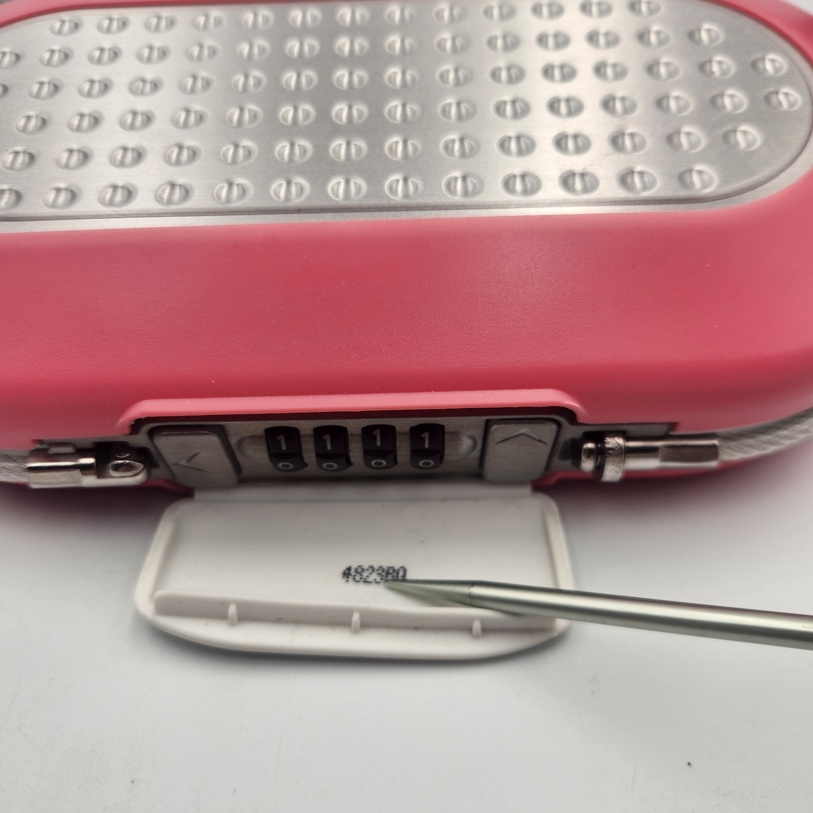 Master Lock Safe Space 5900D Combination Portable Safe Pink Mobile Security