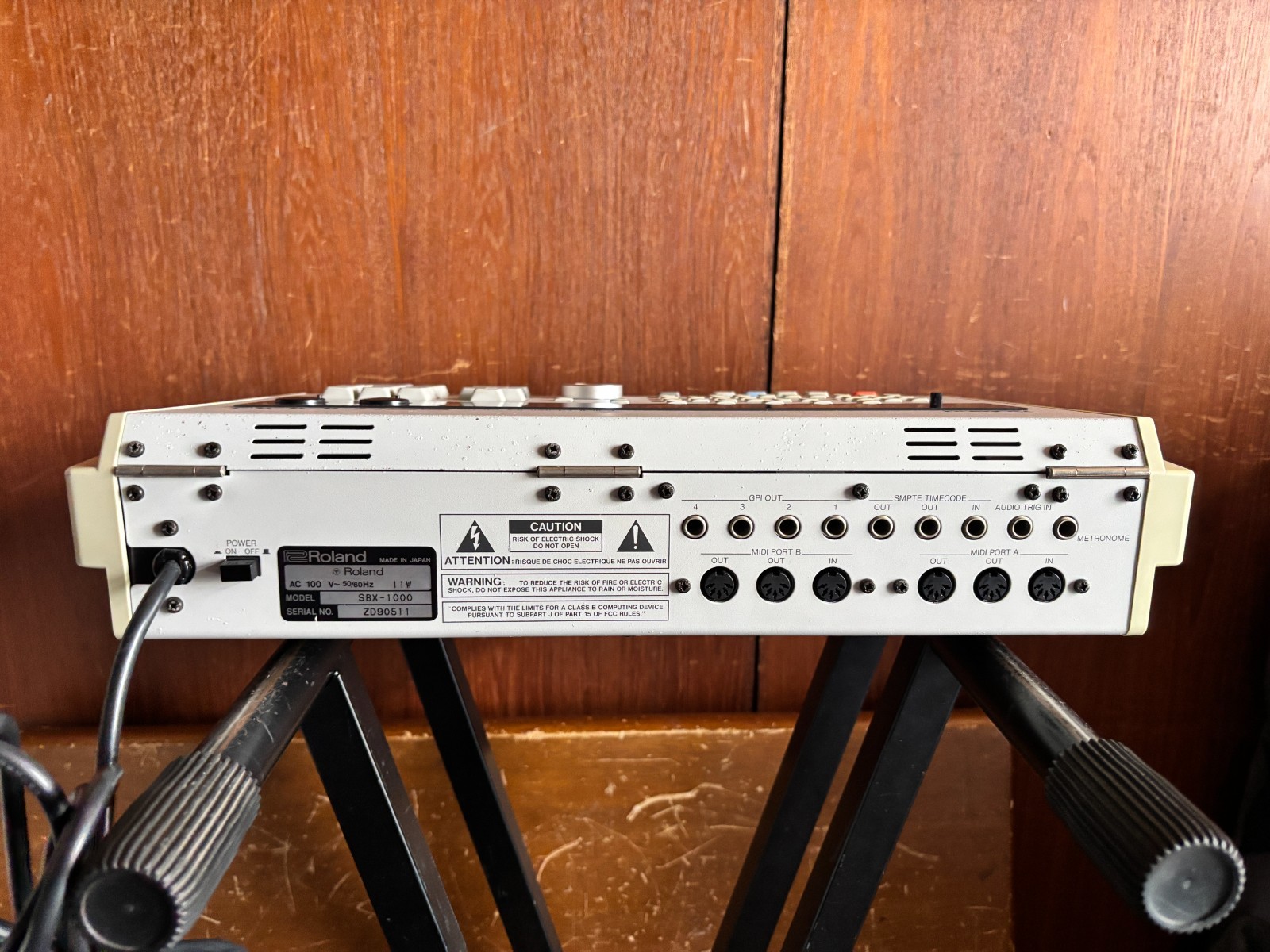 Roland SBX-1000 Midi Cueing Box / Synchronizer / Sequencer