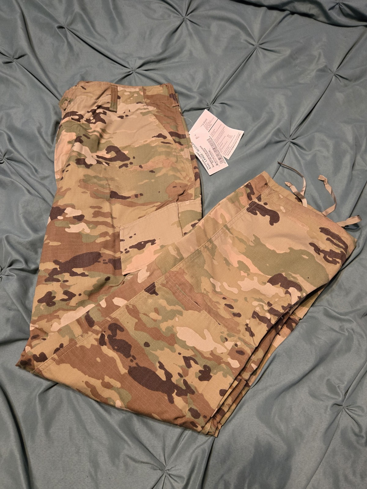 Combat Trousers Operational Camouflage Pattern Size Large-Regular Brand New