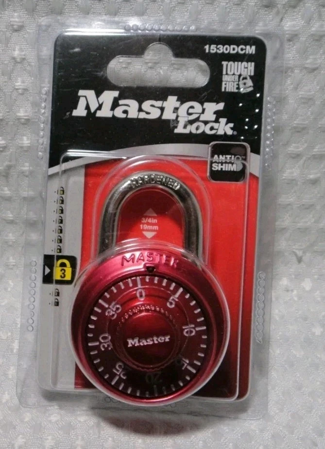 MASTER LOCK Combination Padlock, Anti-Shim, Auto Scramble • 1530DCM