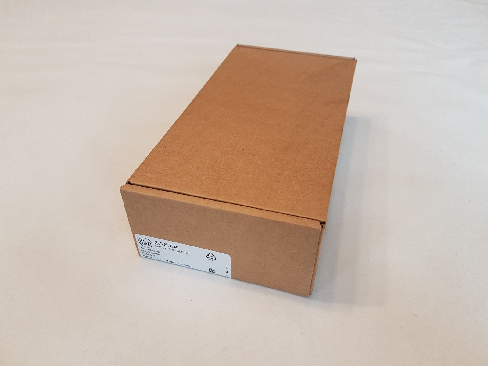 IFM Electronic Flow Sensor SA5004 / SAD10XDB50KG/US-100 BNIB
