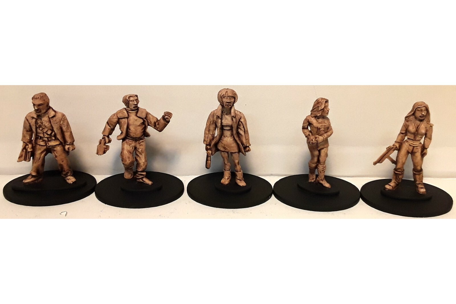 25mm SCI-FI 18 Civilians 4 (5 Figures)