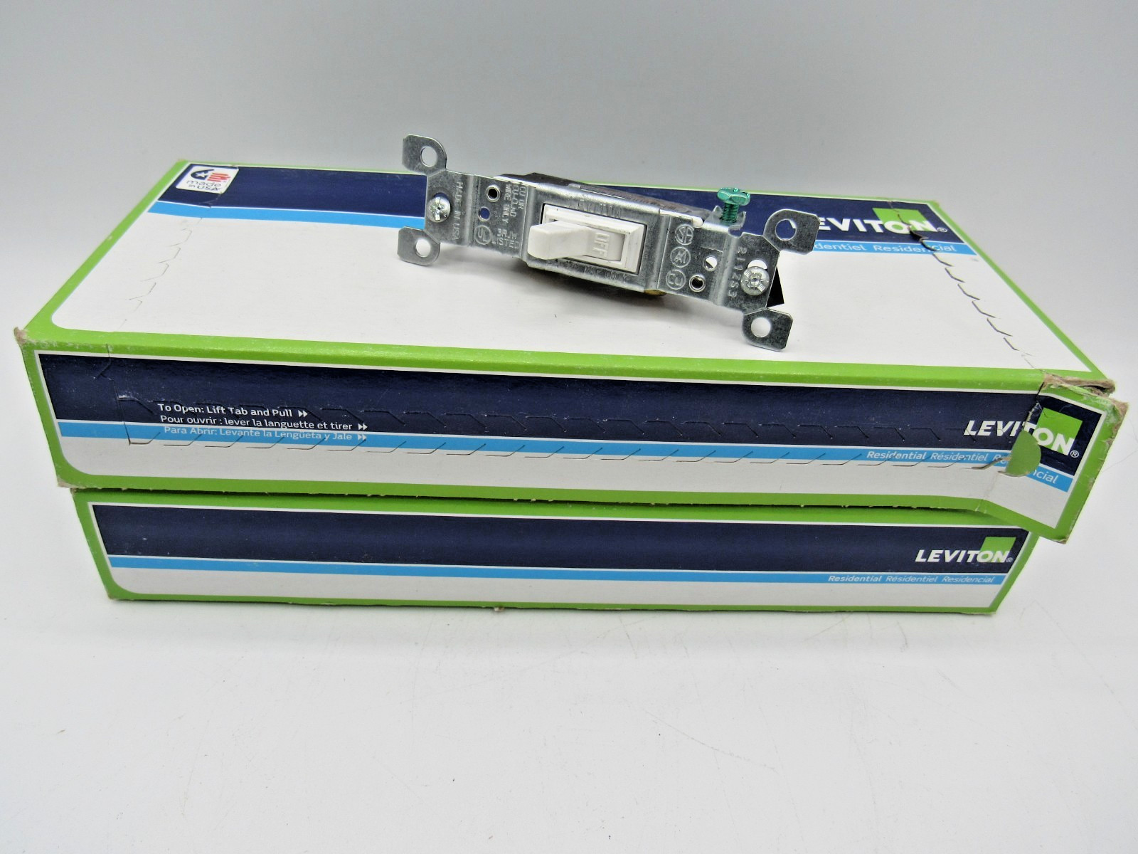 Leviton 1451-2W Switches White 15A 120V Lot of 2 Boxes of 10 pcs Each