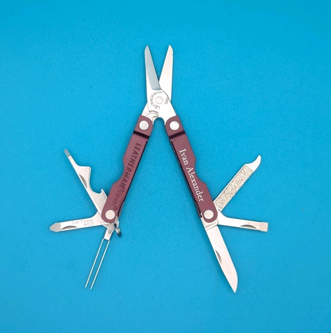 Leatherman Micra Multi-Tool, Knife, Scissors, Key Ring, Maroon! *IVAN ALEXANDER*