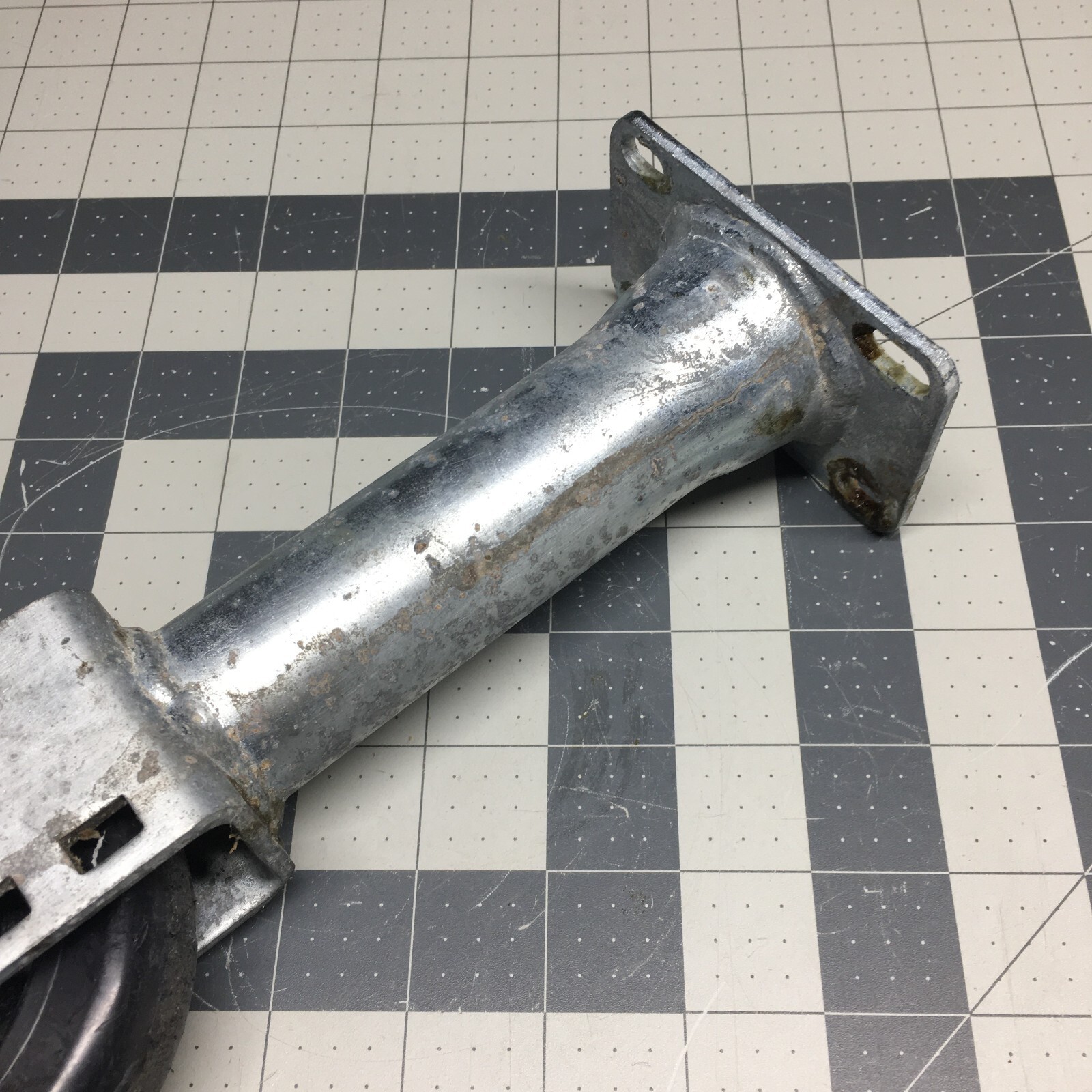 PITCO OEM B3902302 9" Rigid Caster Non-Locking #2