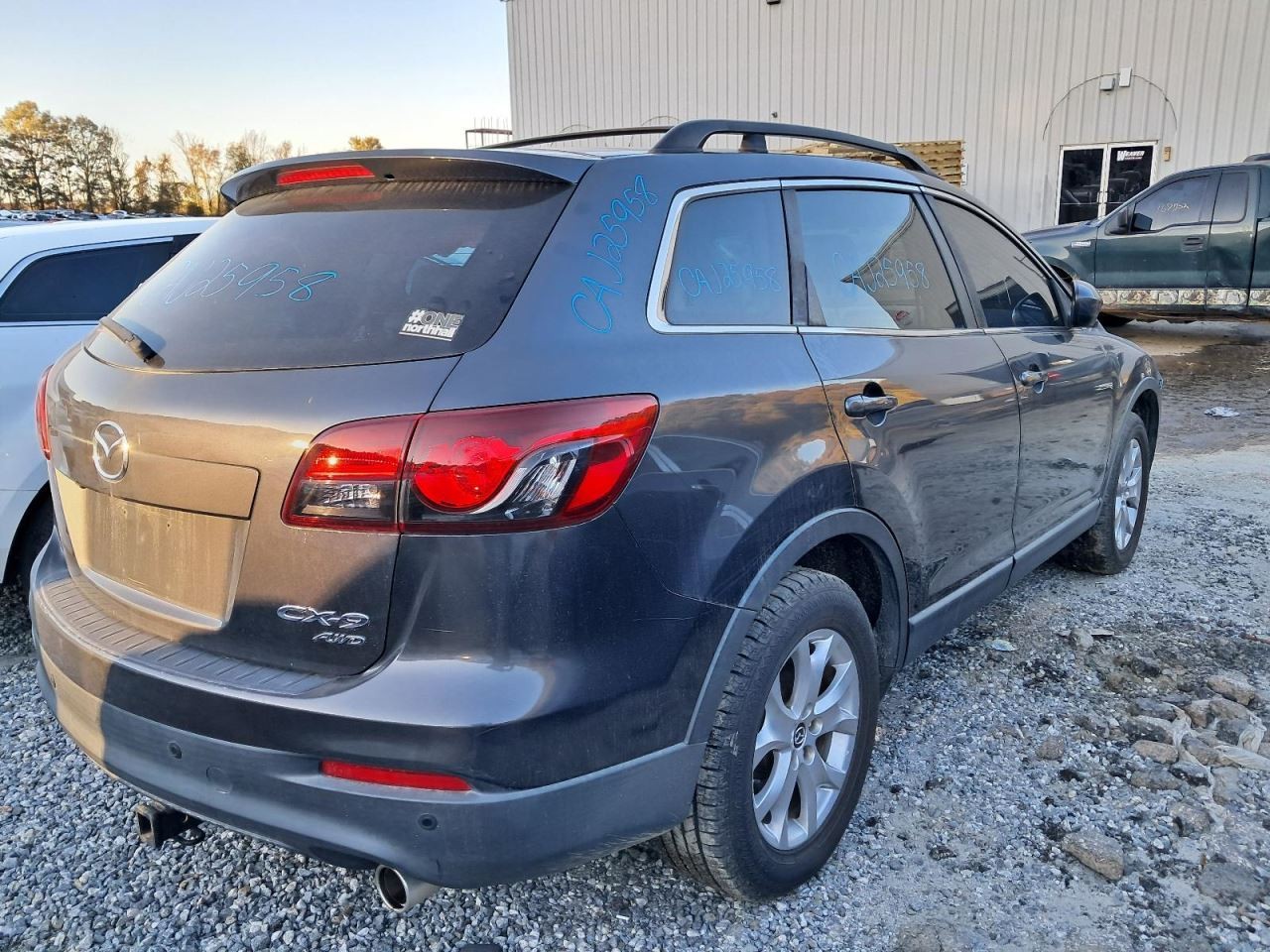 CX-9 2015 Glove Box 4863956