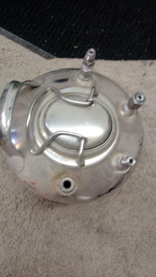 1 gallon, SS  Pressure Cannister, 140 psi