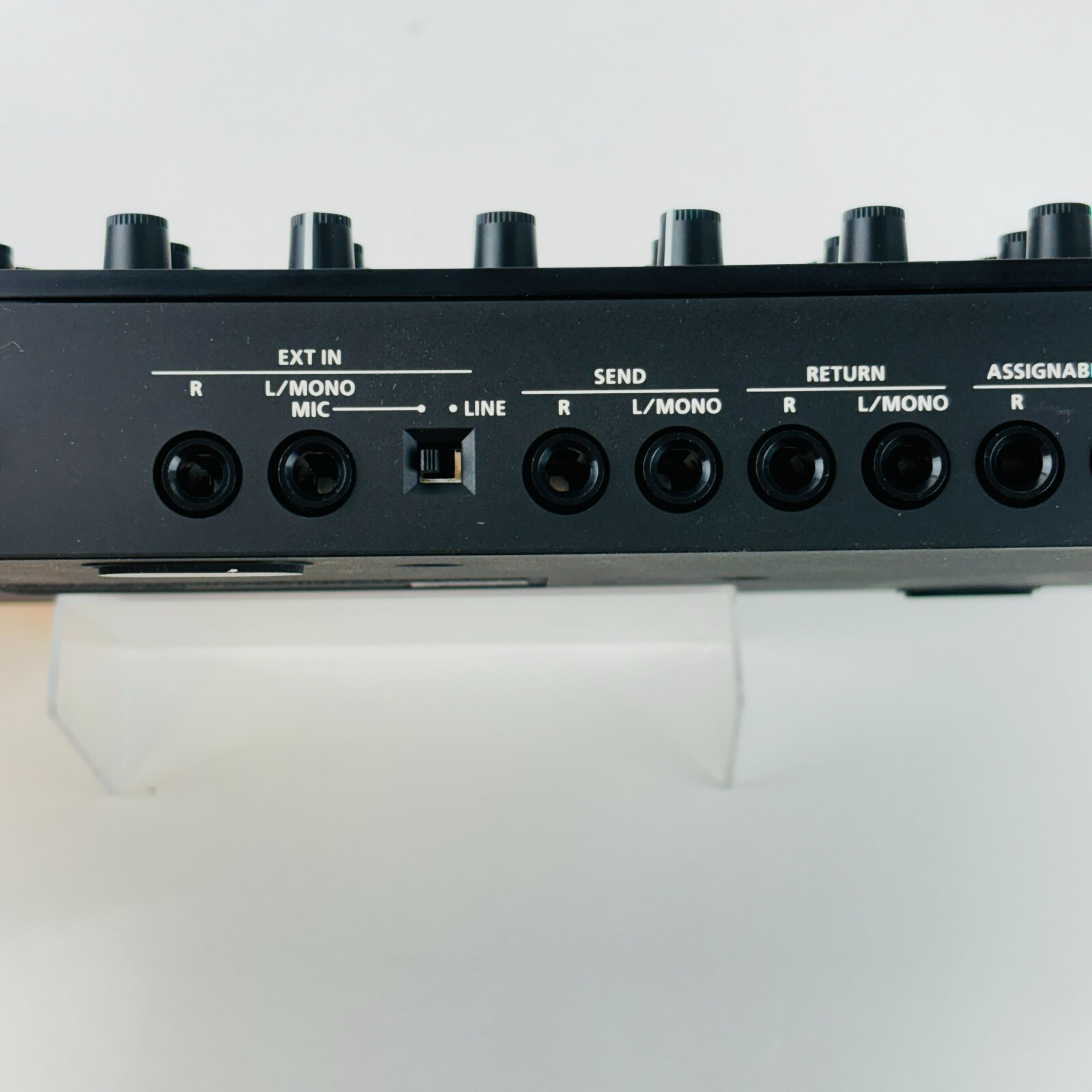 Roland MC-707 Sampler Drum Machine Synthesizer Groovebox Workstation Tested