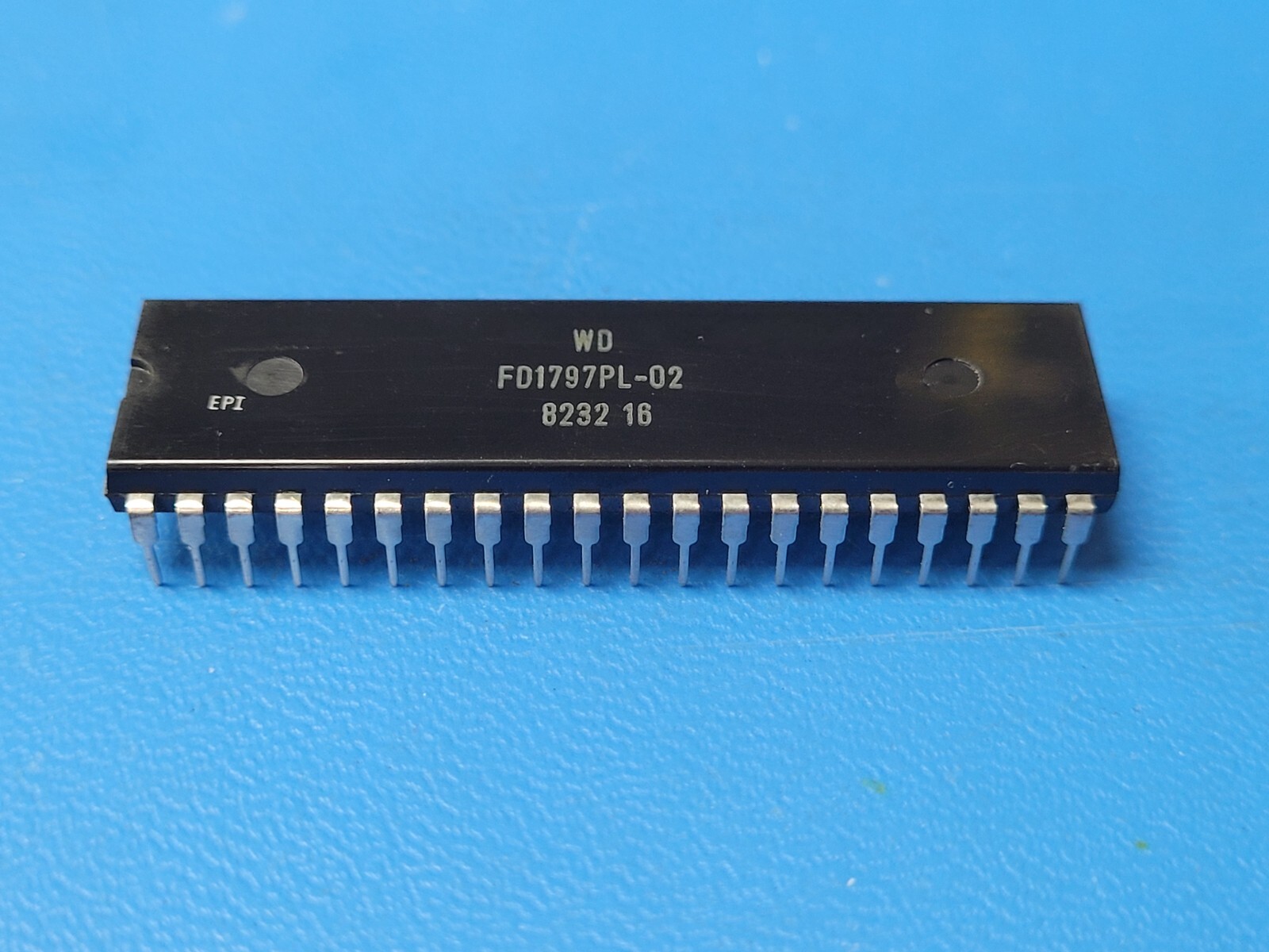 (1 PC) FD1797PL-02 FLOPPY DISK FORMATTER/CONTROLLER PDIP-40