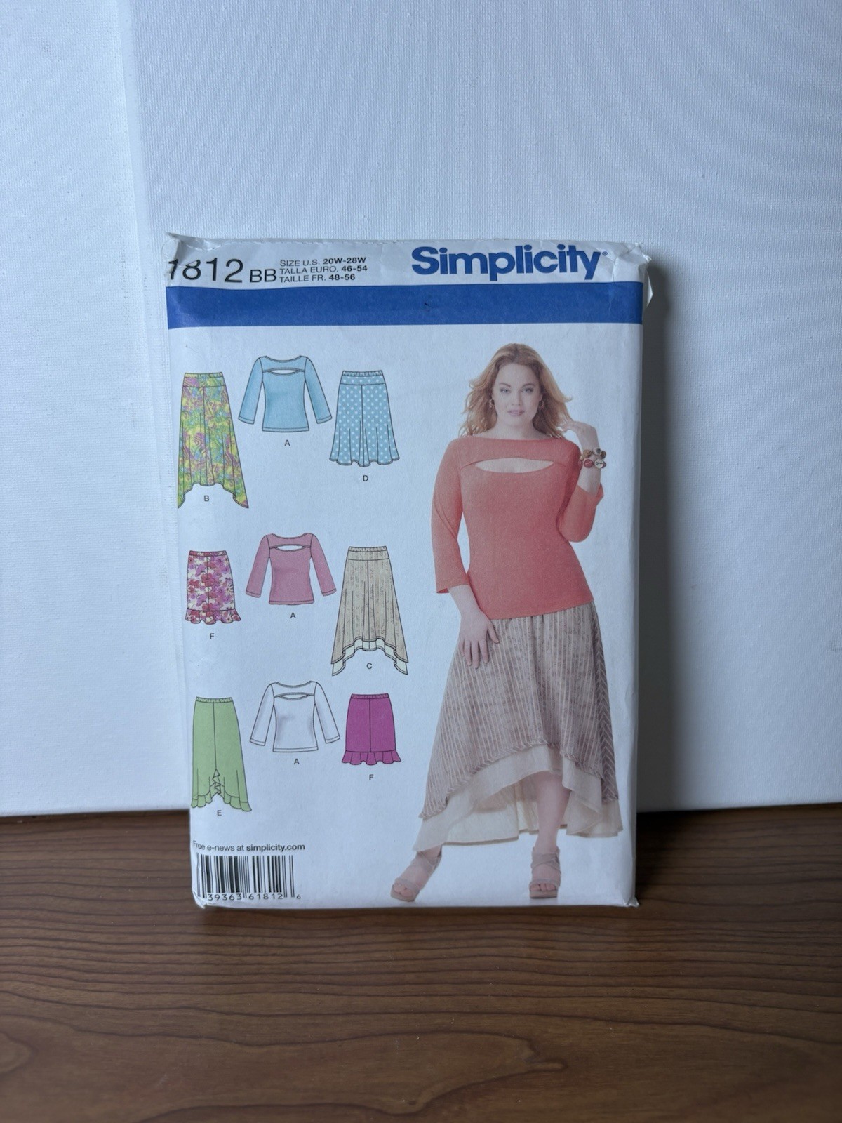 Simplicity 1812 Plus Sizes 20W - 28W Skirts Knit Top Sewing Pattern
